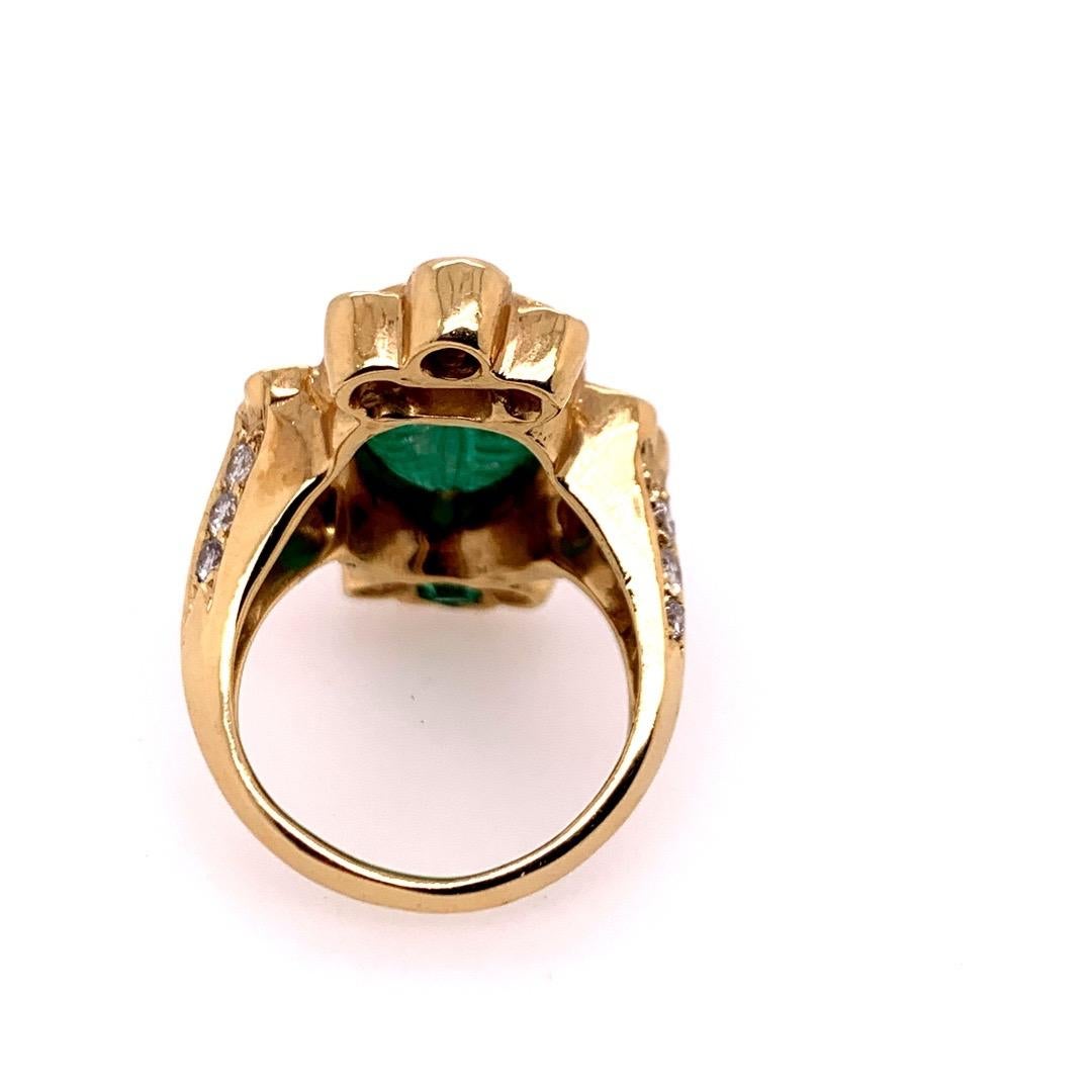 Retro Gold Ring 6 Carat Natural Carved Emerald, Diamond Cocktail Ring circa 1950 For Sale 3