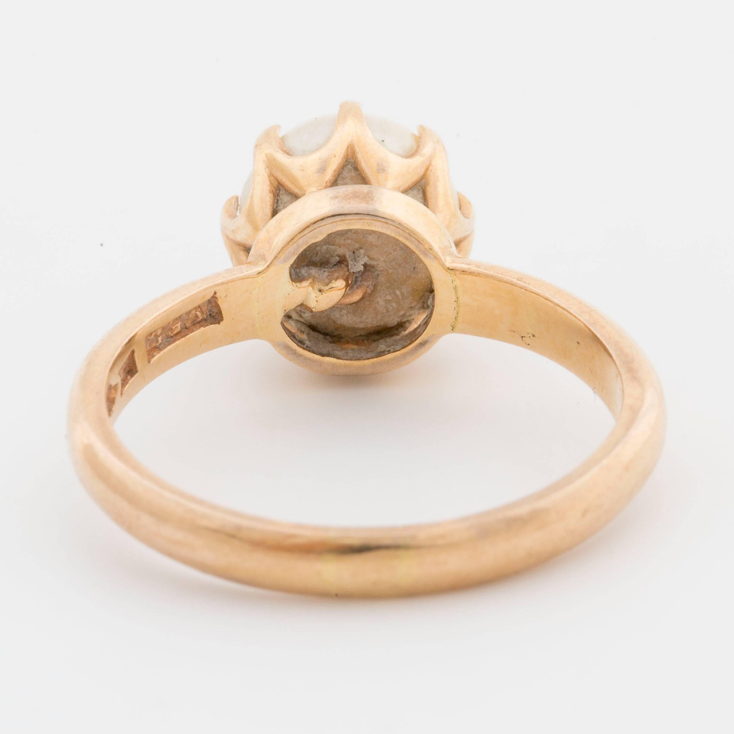 Retro Gold Ring with Cultured Peal In Good Condition For Sale In Oslo, NO