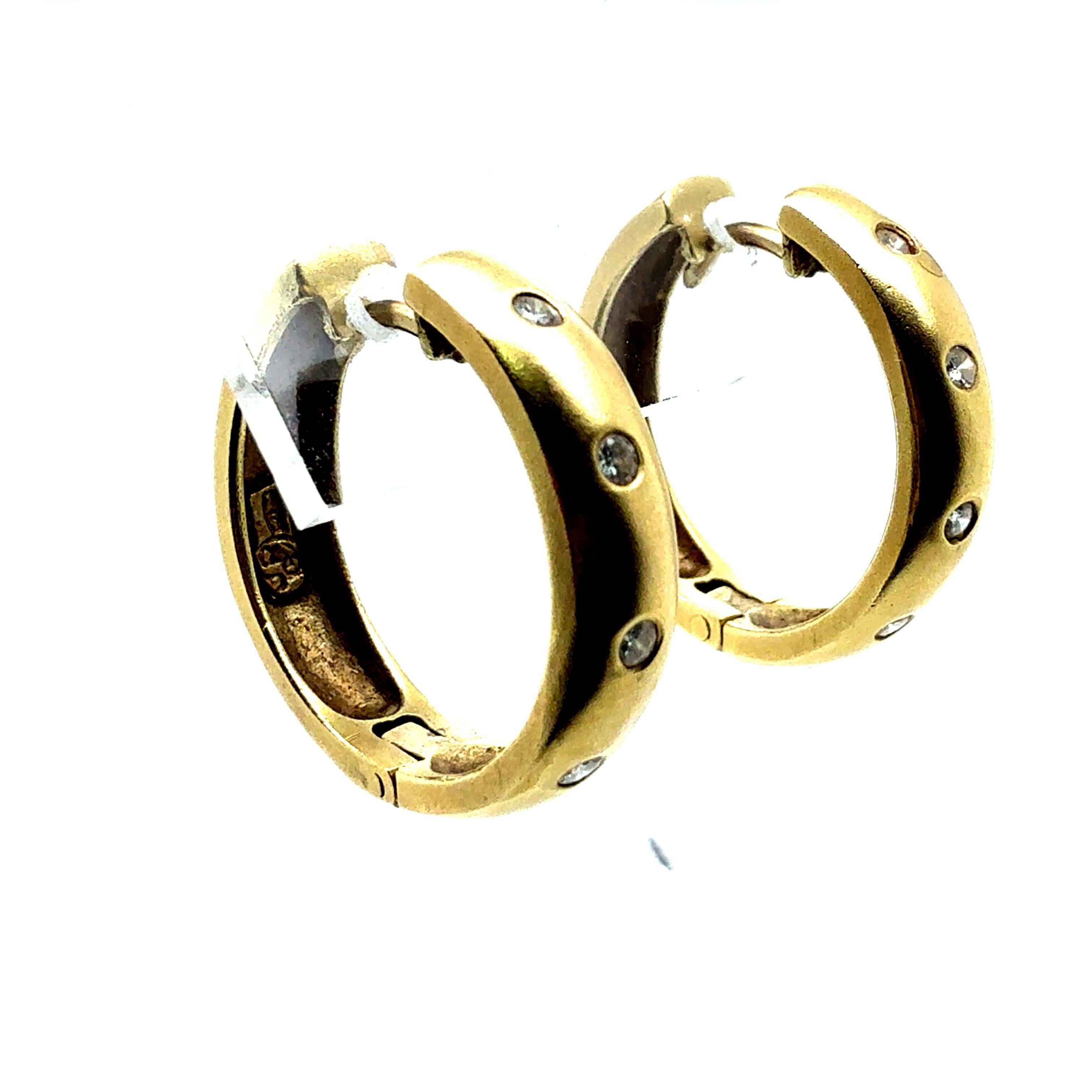 Retro Gold Satinierte 0,25 Karat Naturdiamant Ohrringe im Angebot 3