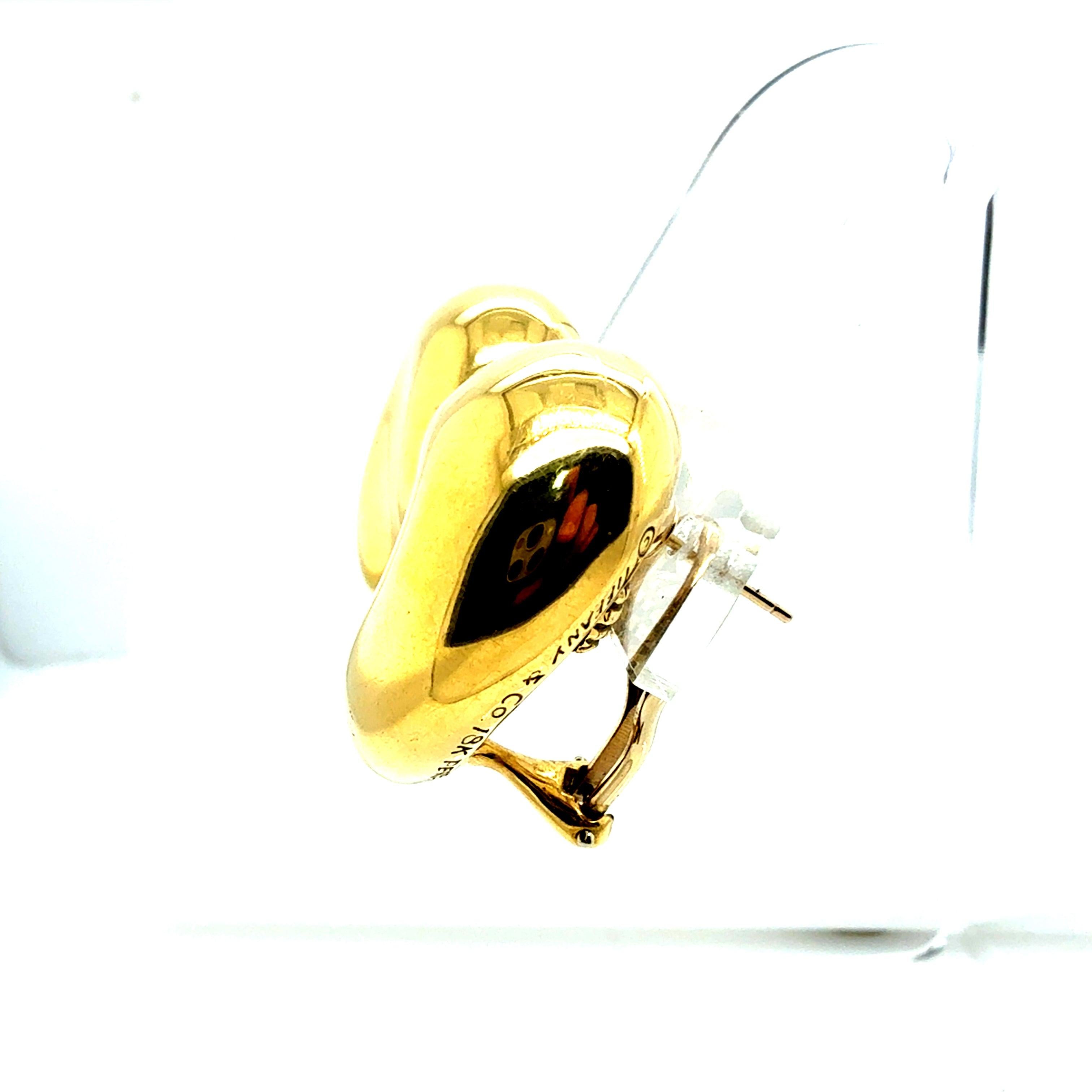 Retro Gold Tiffany & Co. Signed Peretti Thumbprint Clip Statement Earrings For Sale 2