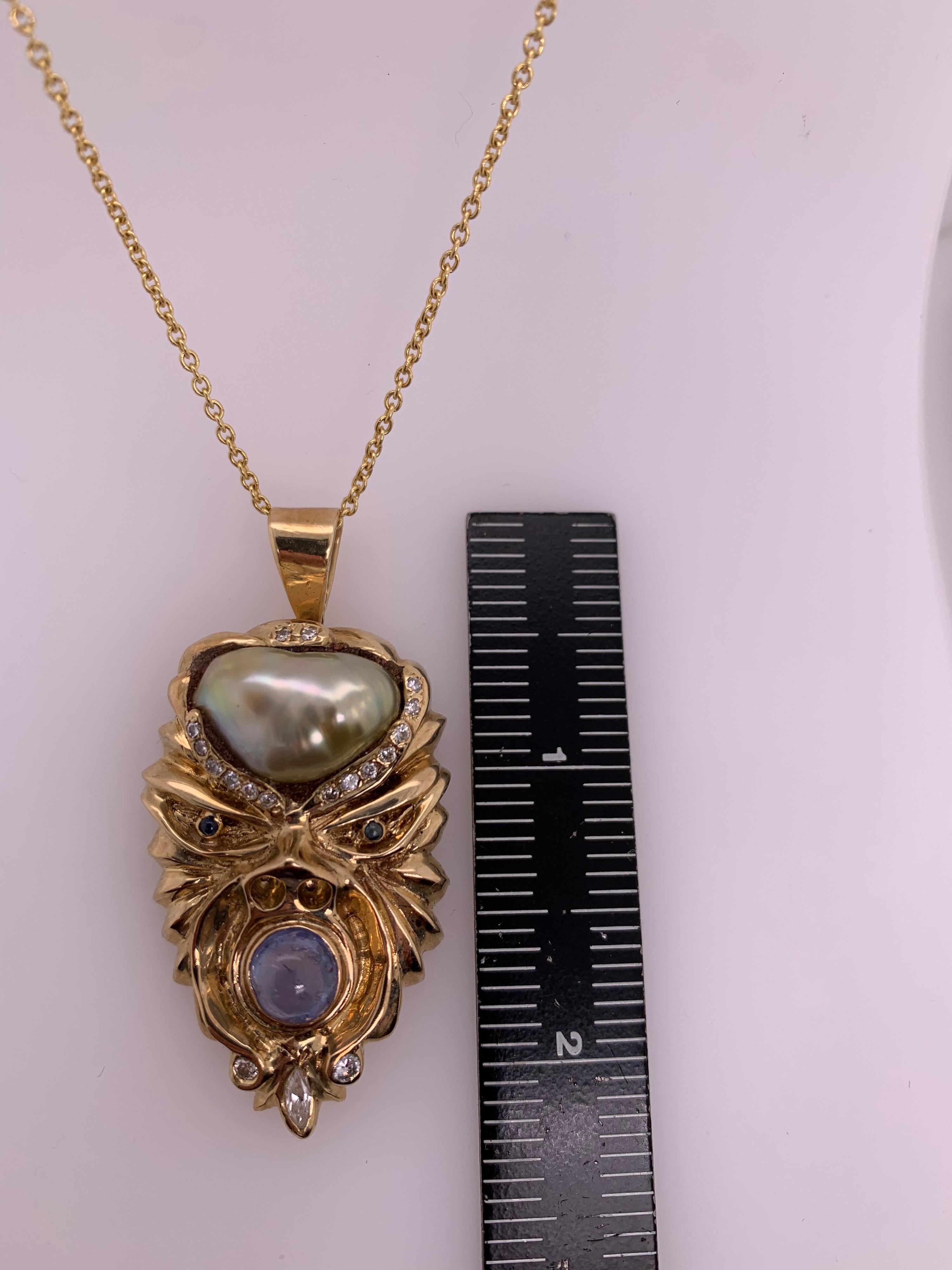 Retro Gold Warrior Head Natural Pearl, .30 Carat Diamond & Sapphire Pendant 1950 For Sale 2
