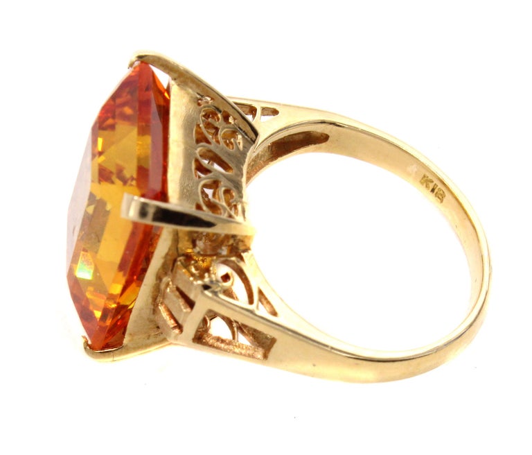 Emerald Cut Retro Golden Citrine 18 Karat Gold Ring For Sale