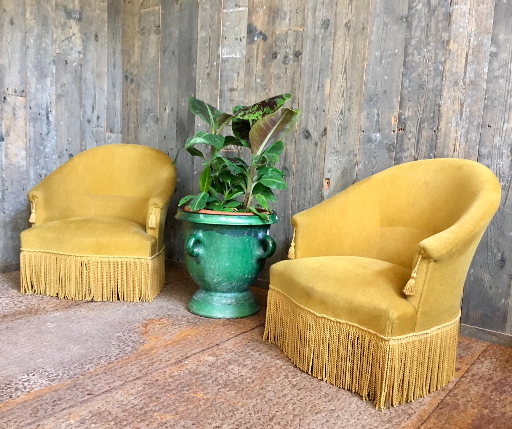 Retro Golden Yellow Velvet 1960s Armchairs In Good Condition In Baambrugge, NL