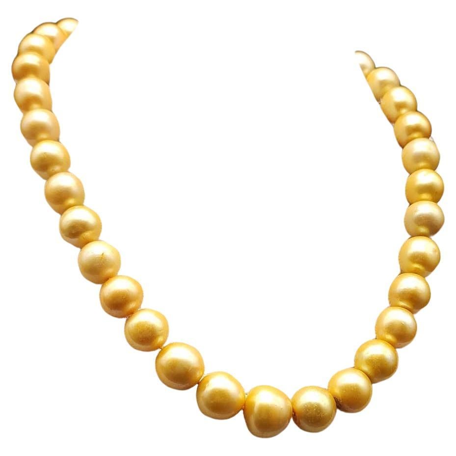 Retro Graduated Golden Pearl Necklace with Sterling Silver Clasp