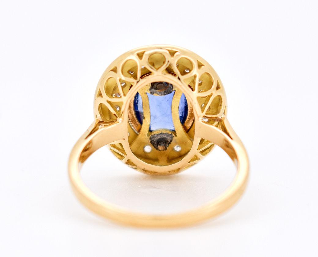 Bague rétro en or, saphir de Ceylan, diamants et émail Pour femmes en vente