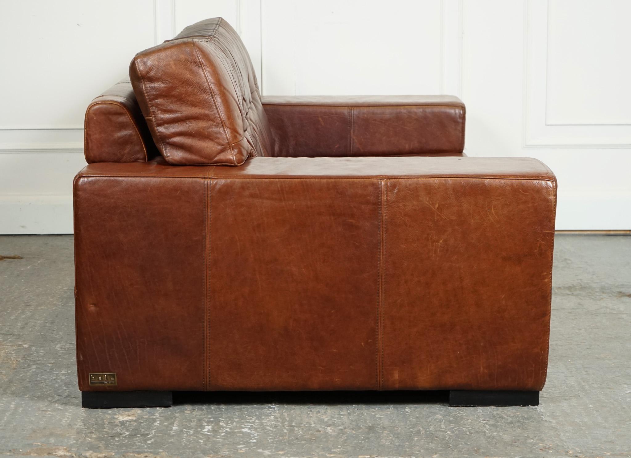 20ième siècle RETRO HALO TiMOTHY OULTON SOFA en cuir marron en vente