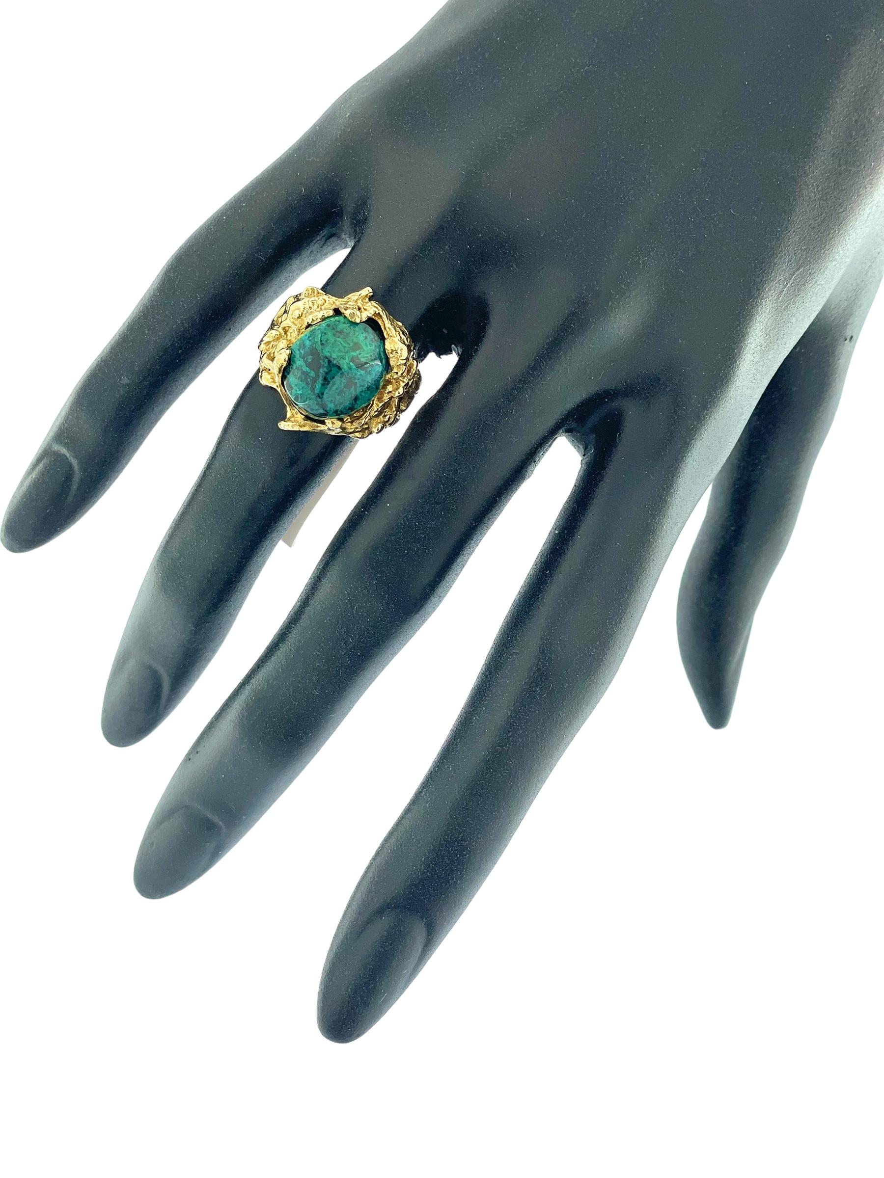 Artisan Retro Hand-Made Cocktail Ring Yellow Gold with Malachite IGI Certified  For Sale
