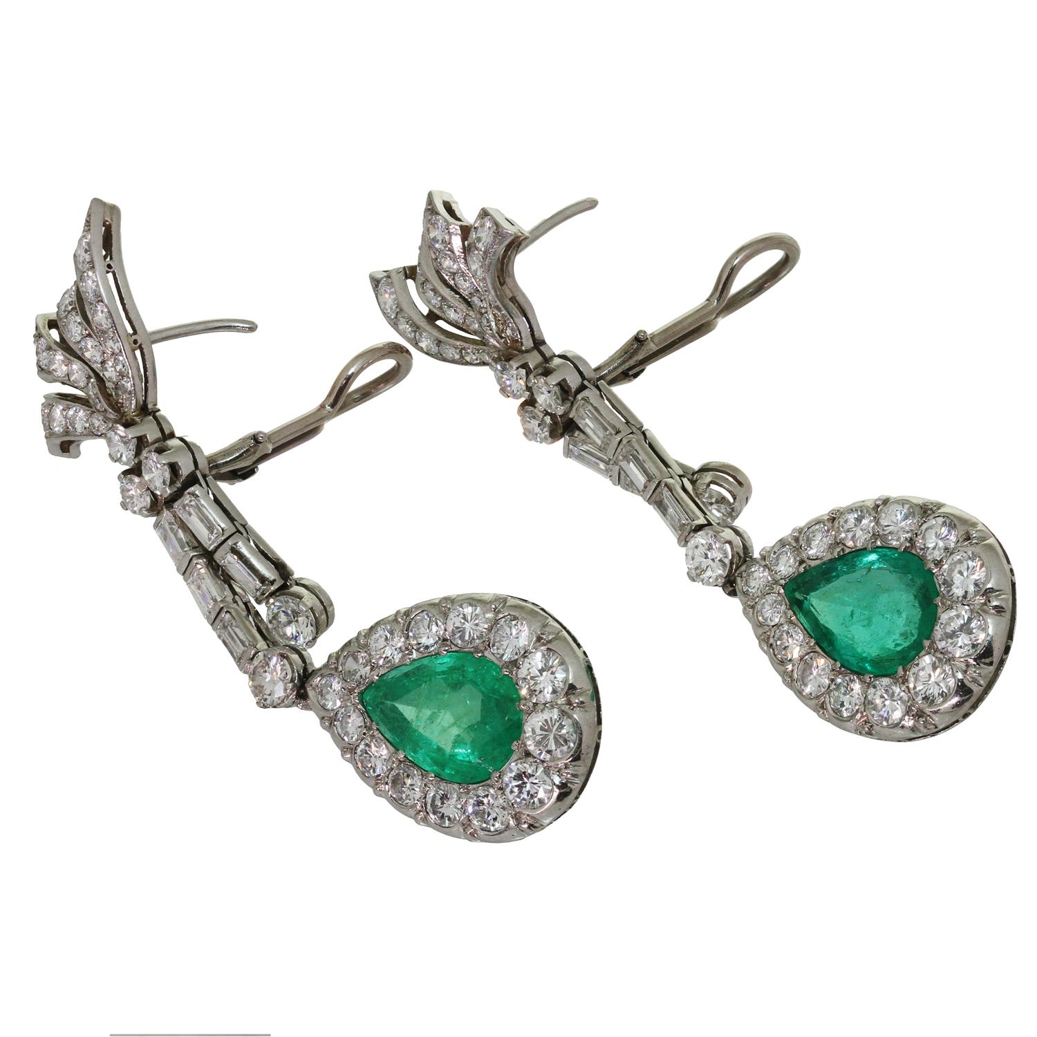 Retro Handmade Platinum Pear Shape Colombian Emerald Diamond Earrings GIA Cert. For Sale 1