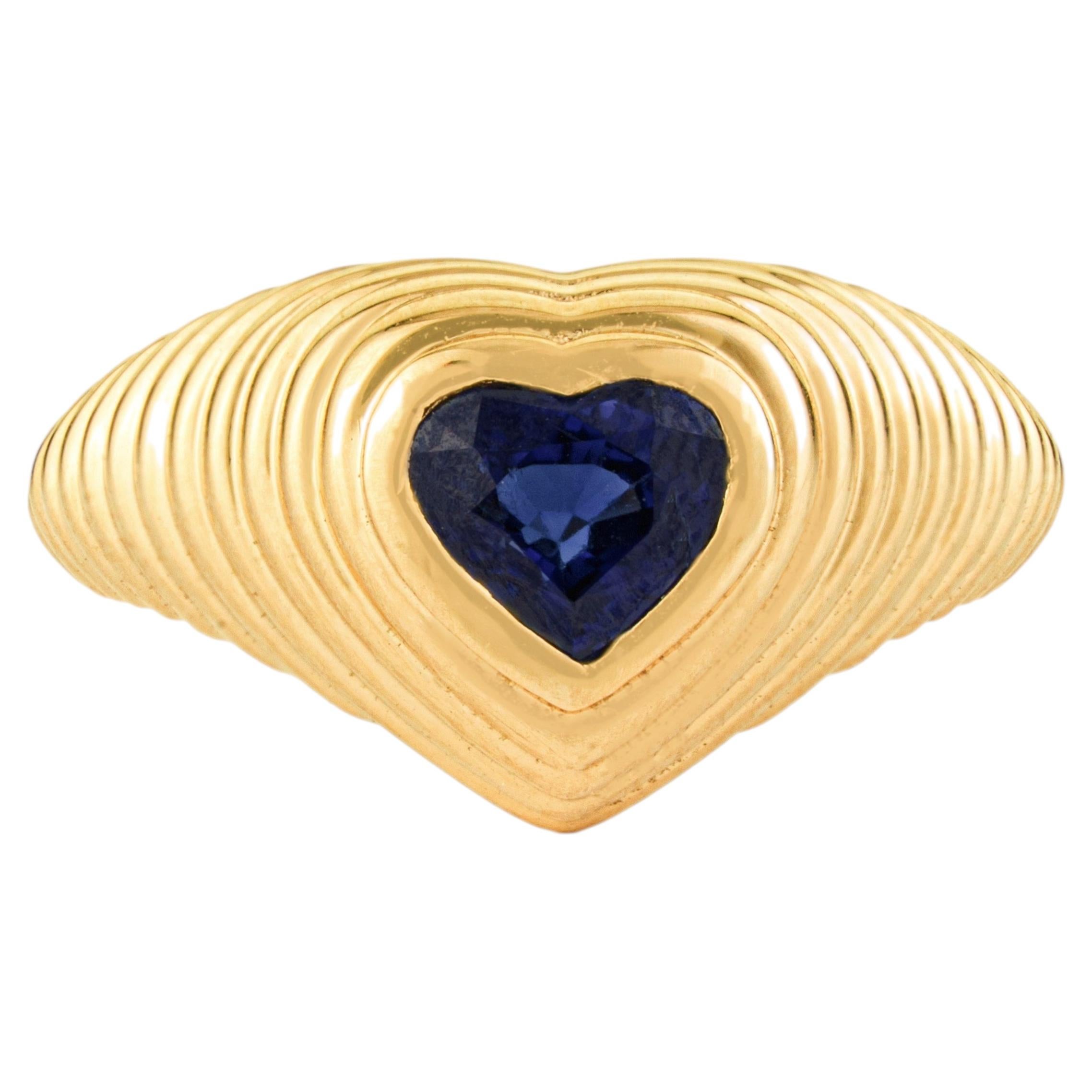 Retro Heart Cut Natural Blue Sapphire Pinky Signet Ring in 14K Yellow Gold, USA