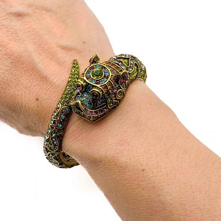 A Retro Heidi Daus Dragon Cuff - a great piece by Heidi Daus, a hugely talented American designer who set up her business in the 1980s. This particular example of Heidi Daus's work dates to the noughties. Featuring incredible intricate design and