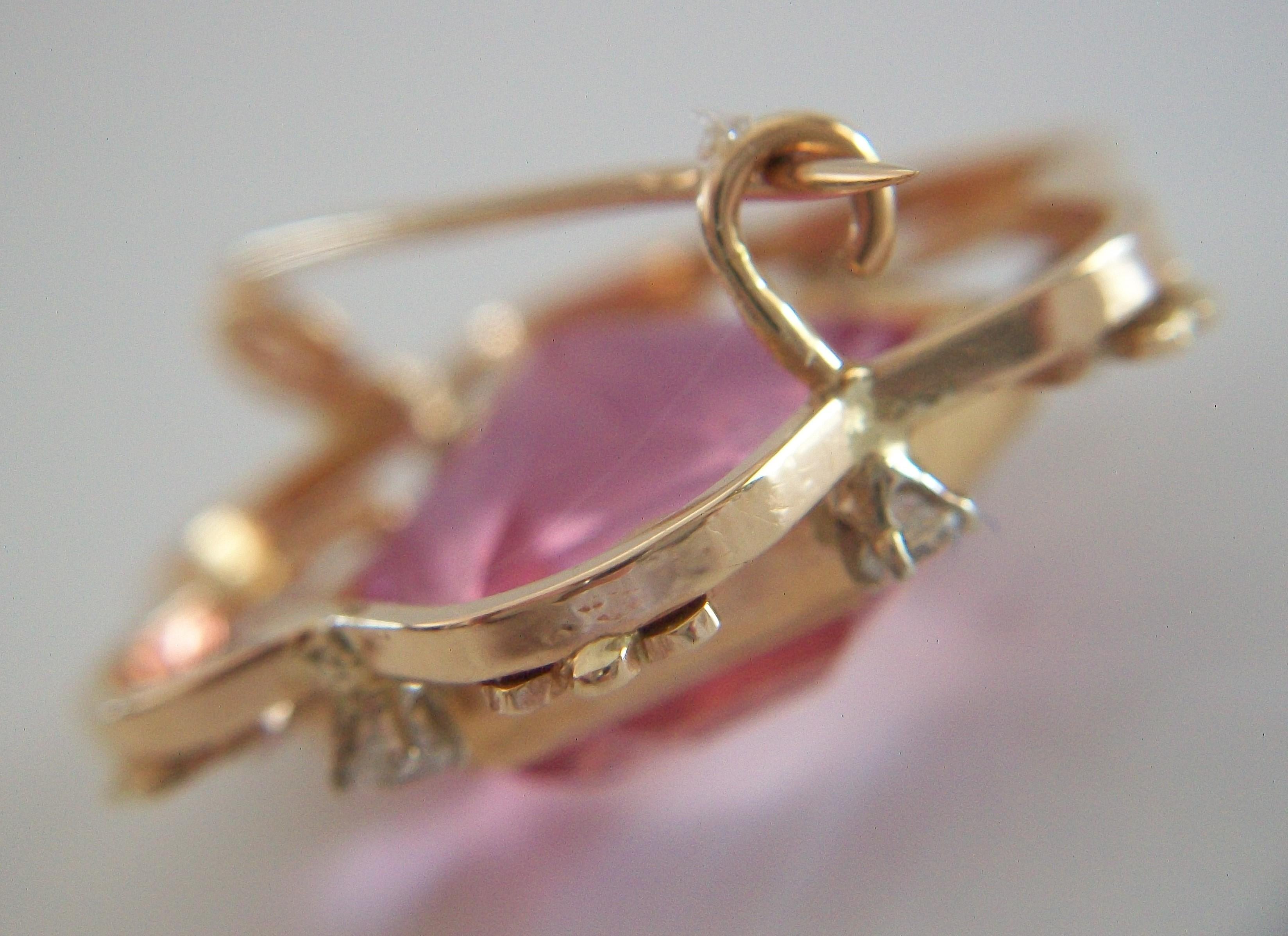 Retro Hexagon Pink & Clear Crystal Brooch - 14K Gold - Italy - Circa 1960's For Sale 4