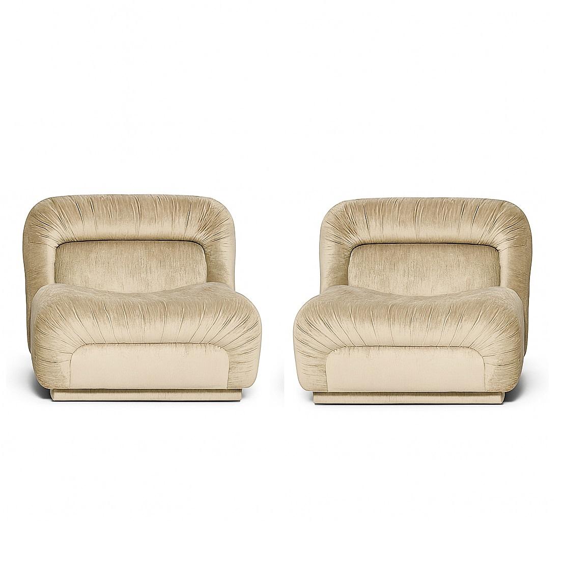 Portugais Fauteuil d'inspiration rétro avec Silhouette courbée en velours orange brûlé en vente