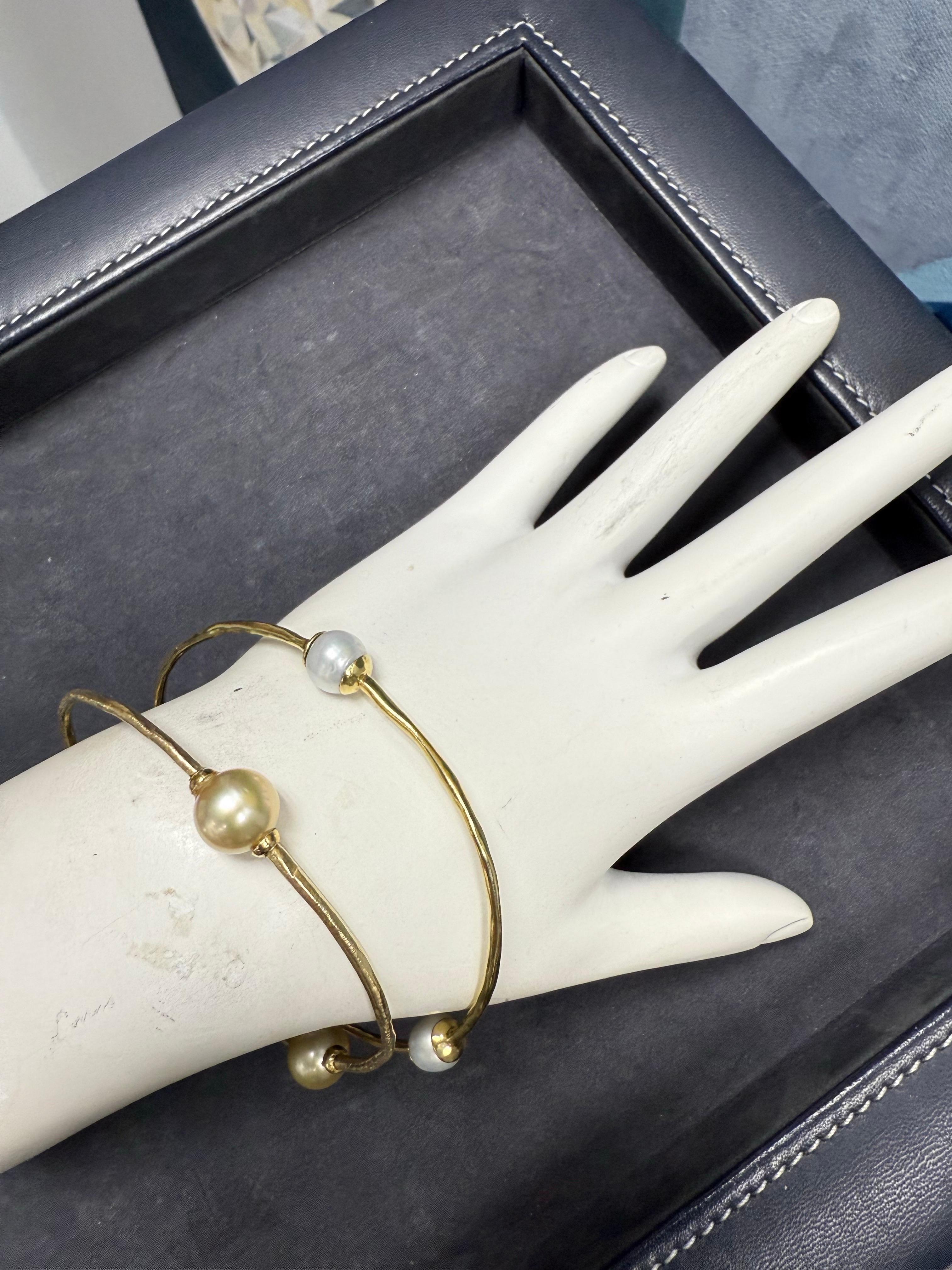 Taglio rotondo Bracciale retro Ippolita in oro giallo con perle dei mari del sud Made in Italy in vendita