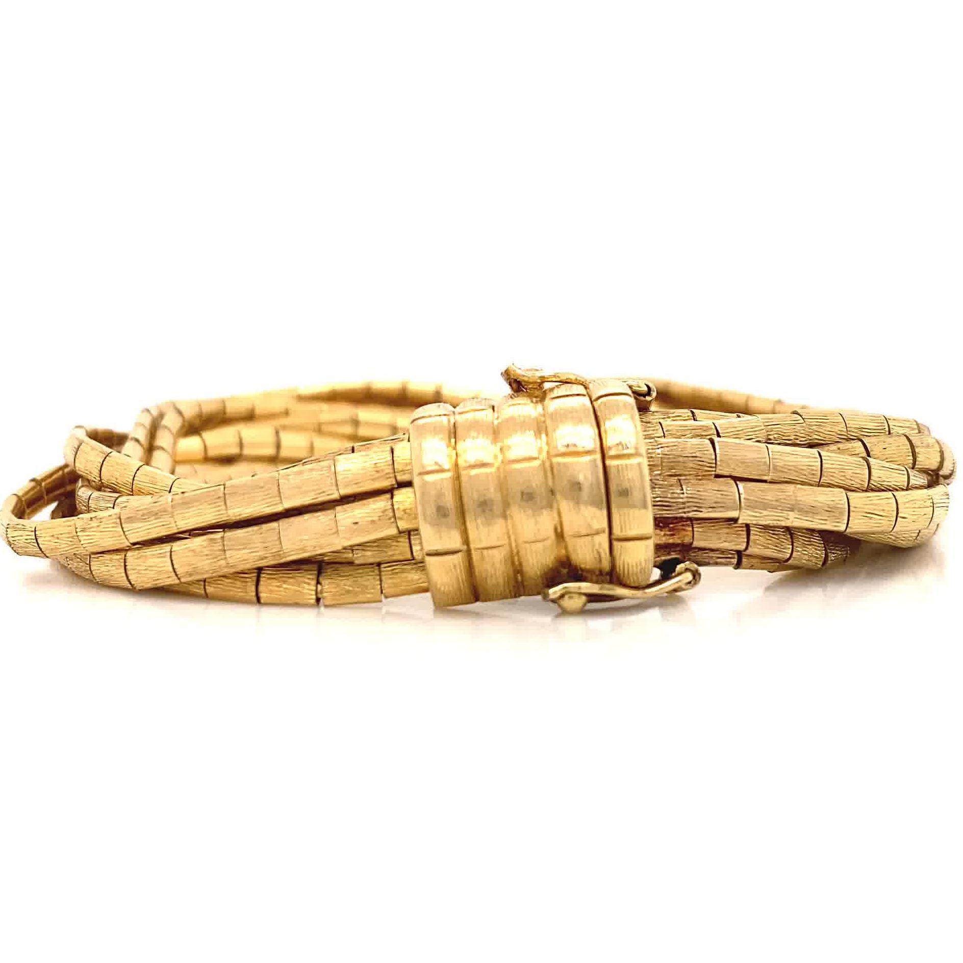 Retro Italian 18 Karat Gold Bracelet In Excellent Condition In Beverly Hills, CA