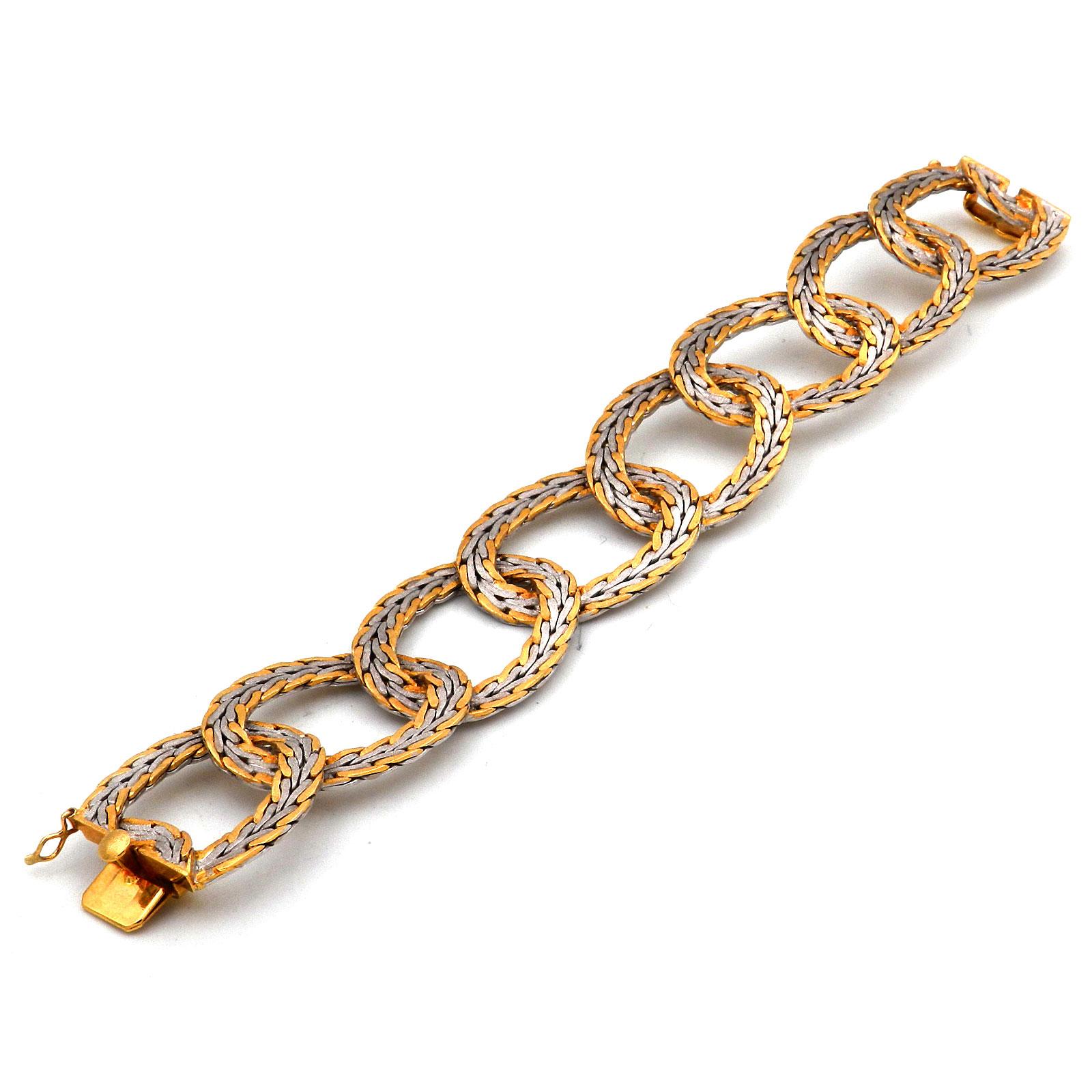 Bracelet rétro italien en or bicolore 18 carats, Italie, datant d'environ 1950 en vente 3