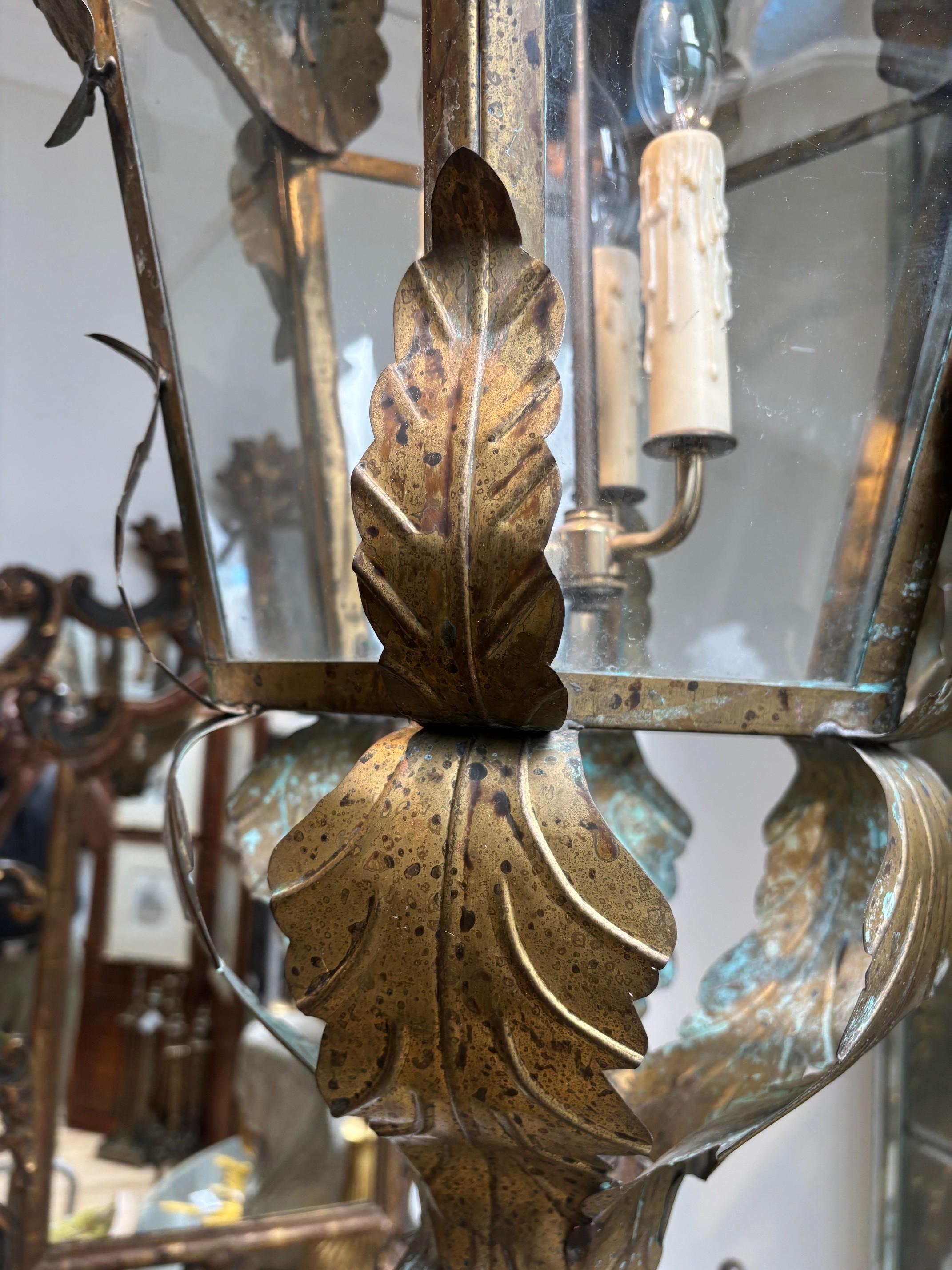 Retro Italian Handcrafted Solid Brass and Glass Six Sided Hanging Tole Lantern For Sale 1