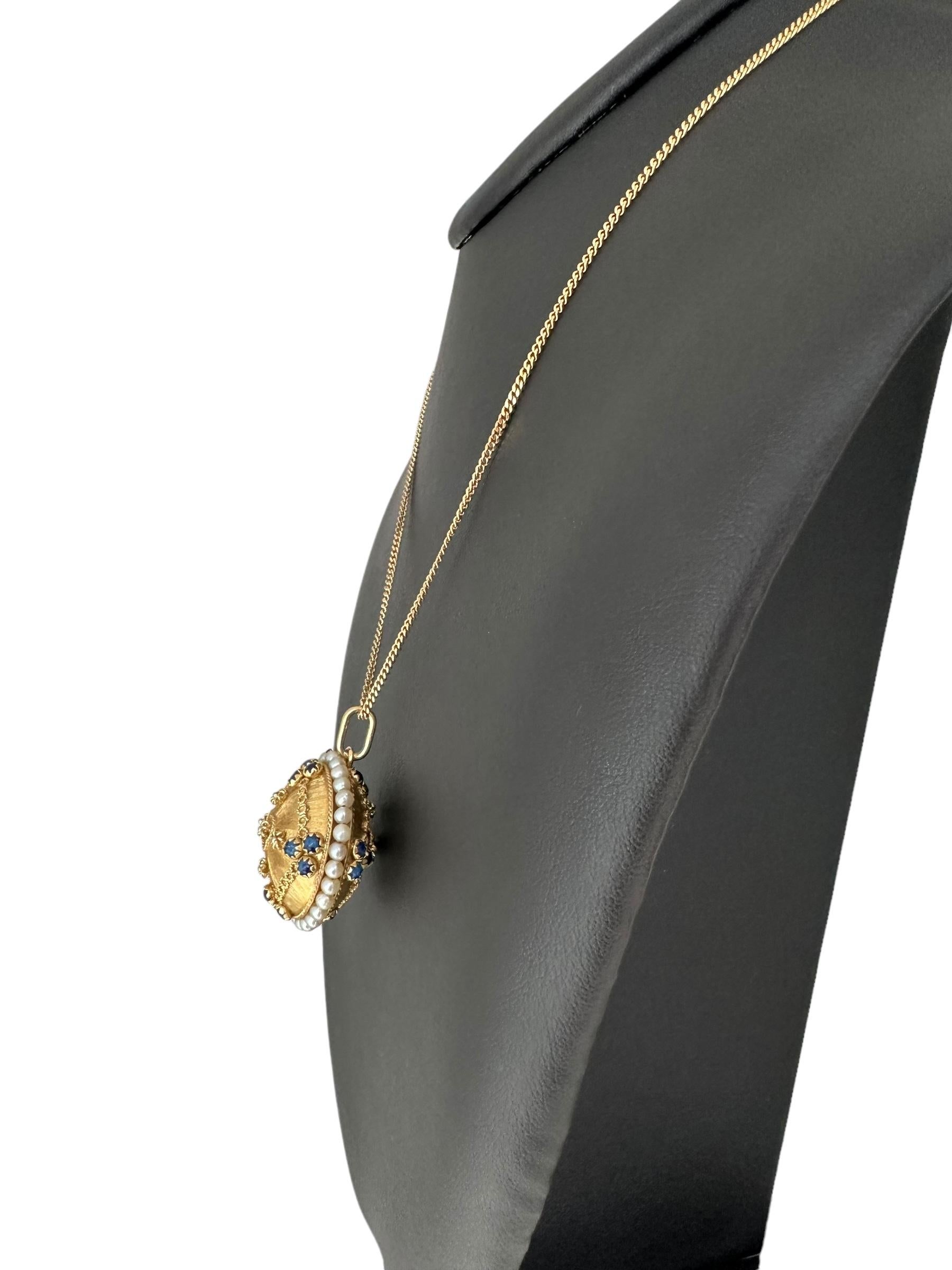 Retro Italian Yellow Gold Pendant with Pearls and Lapis Lazuli For Sale 3