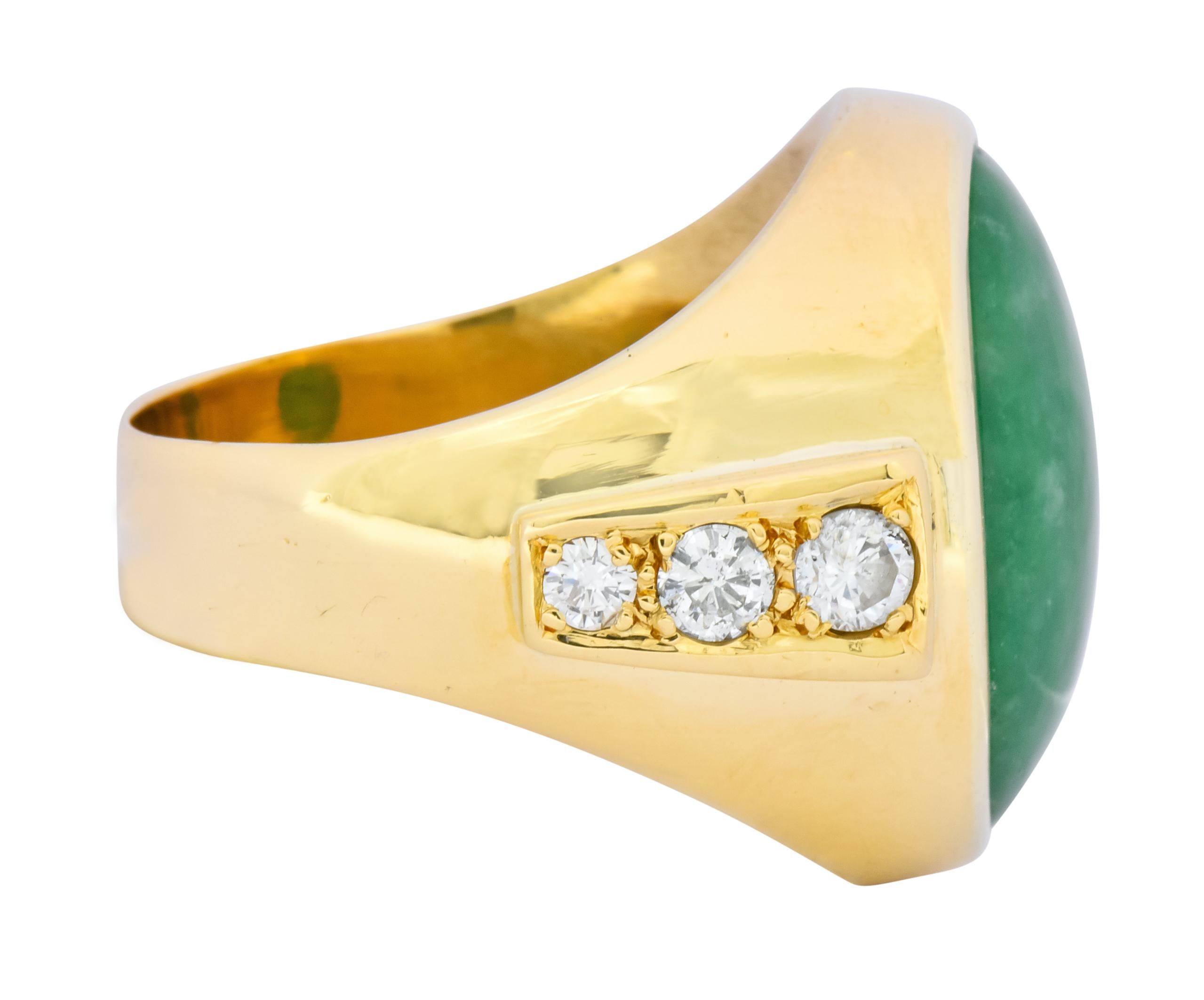 Retro Jadeite Jade Diamond 18 Karat Gold Men's Ring In Excellent Condition In Philadelphia, PA