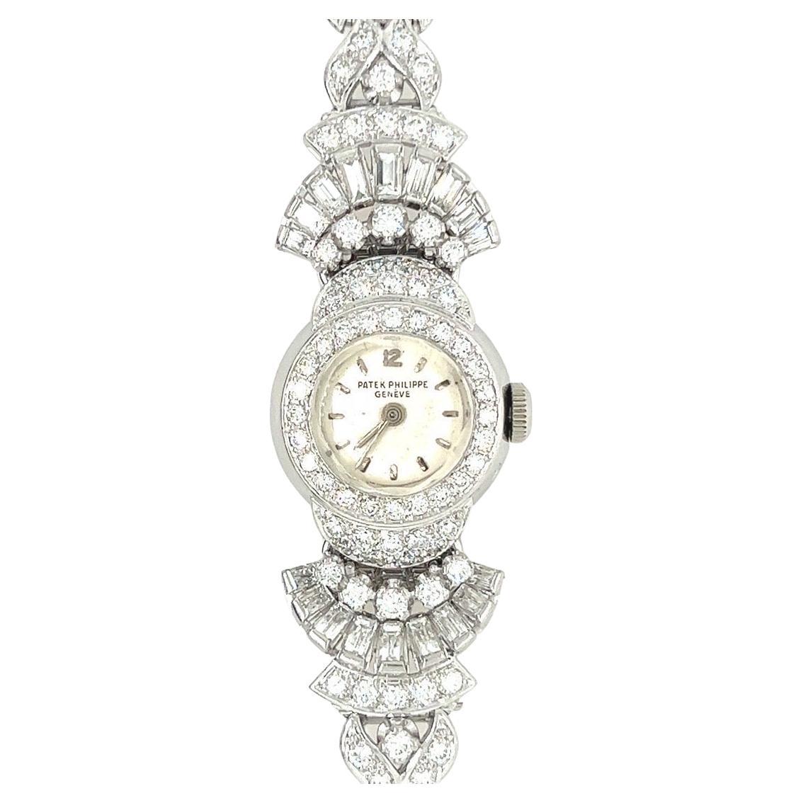 Lady Platin Patek Philippe 11 Karat Diamant & Ansteckbrosche Circa 1950   