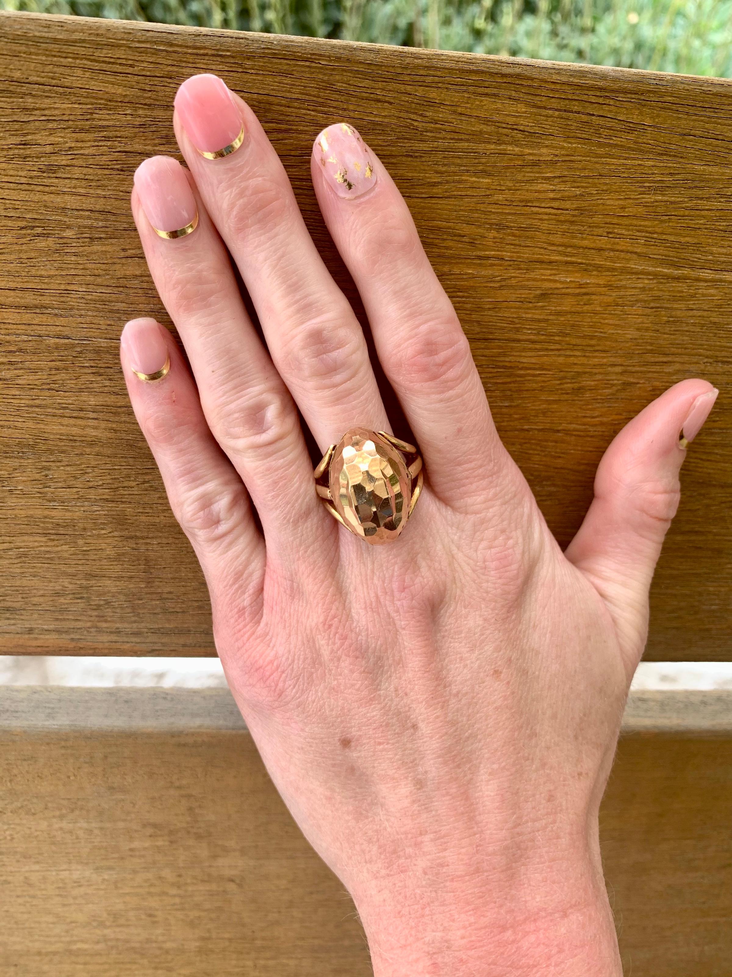 Retro Marquise-Shaped Hammered Rose Gold Ring For Sale 3