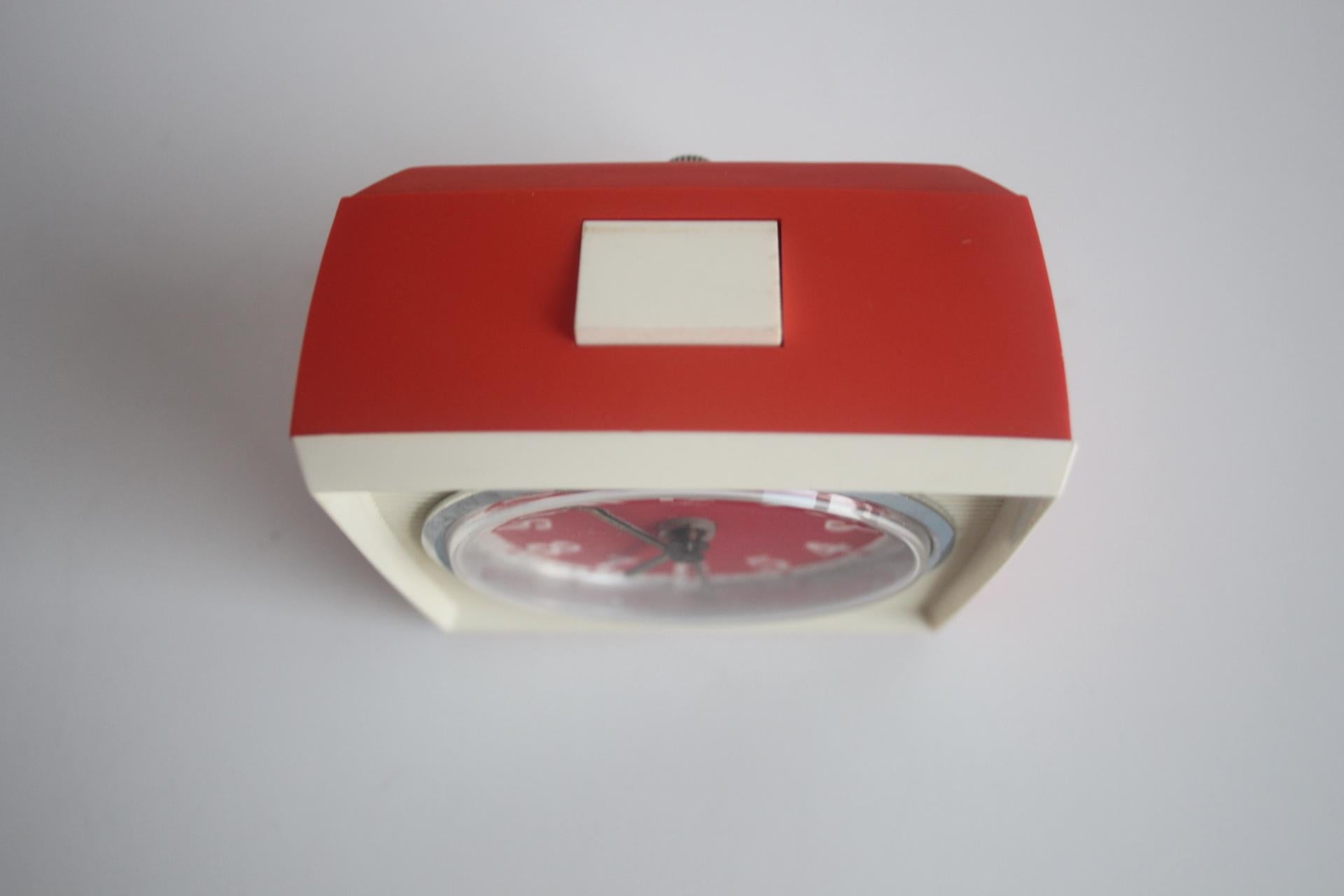 Retro mechanical alarm clock PRIM, Czechoslovakia, 1970s. For Sale 3