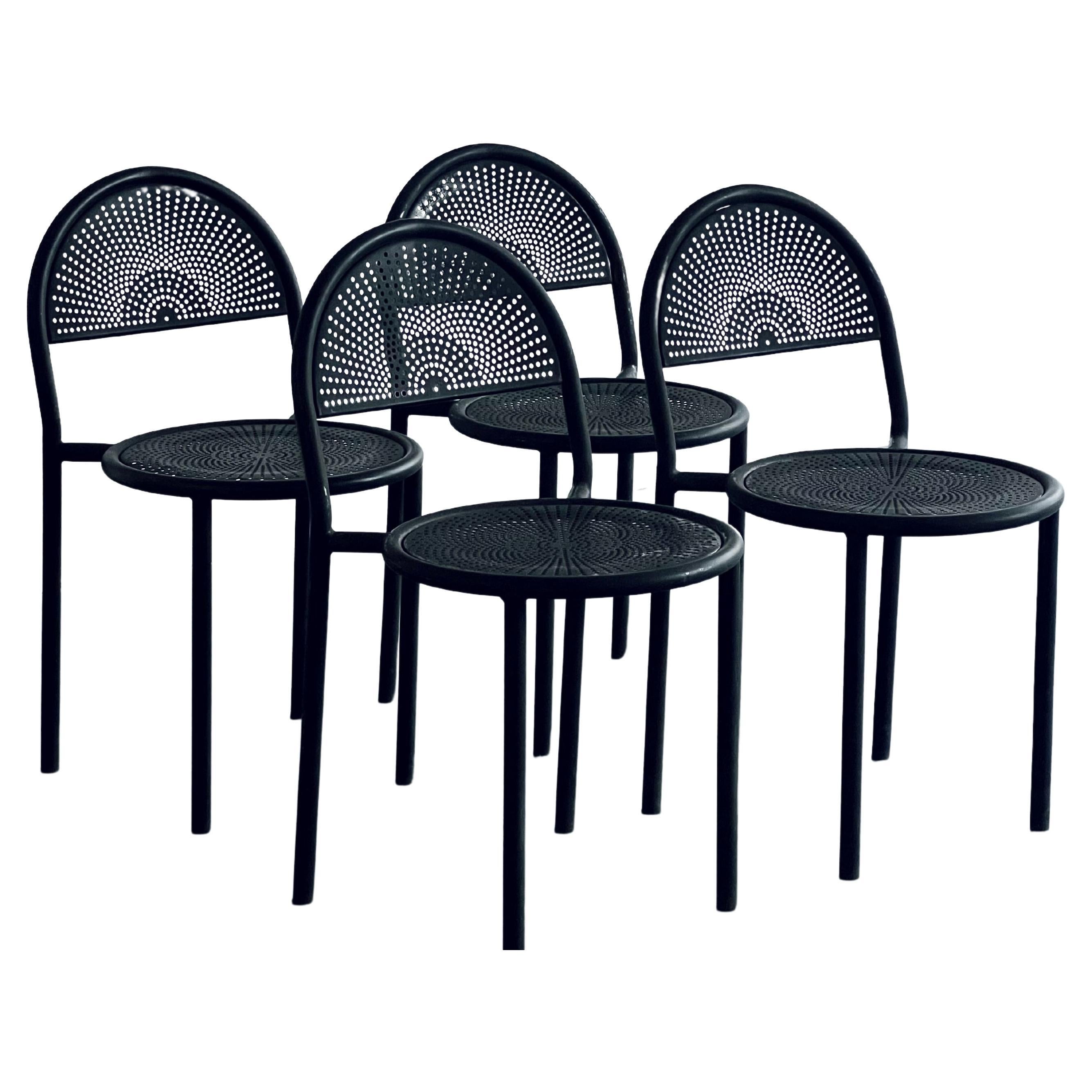 Retro Memphis Style Metal Dining Chair Set For Sale