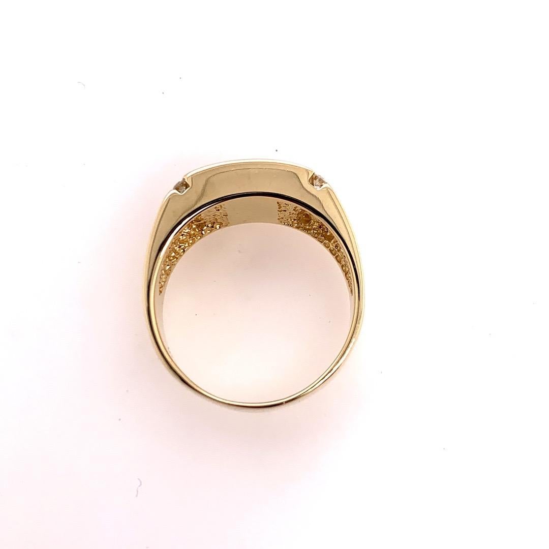 Retro Men's Gold Ring Natural Opal Gem Stone and .30 Carat Diamond, circa 1970 5