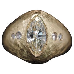 Retro Men's Marquise Diamond Fashion Ring in 14 Karat Yellow Gold