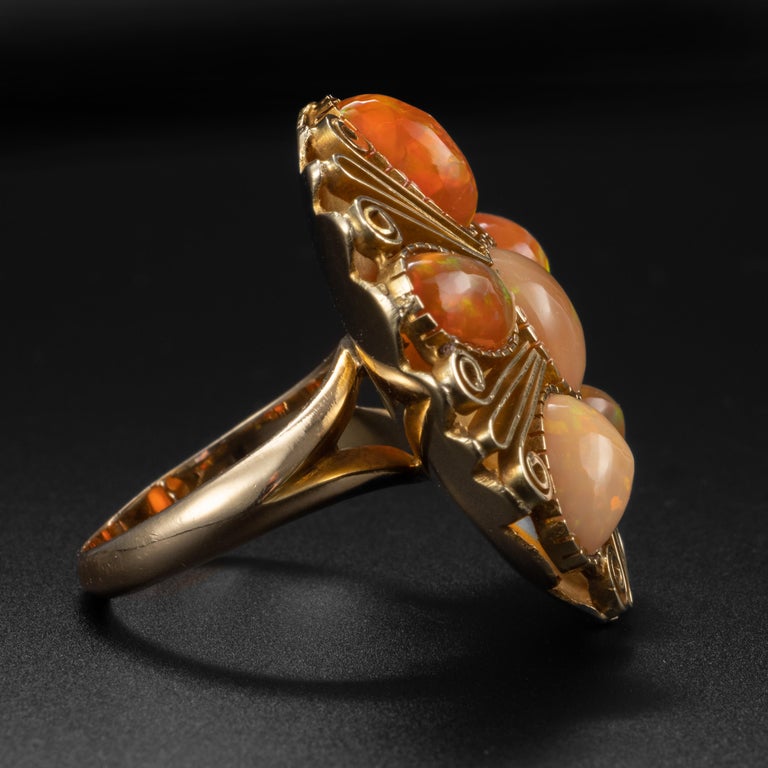 Mexican Fire Opal Ring Certified 5.5 Carats Circa 1940s In Excellent Condition For Sale In Southbury, CT