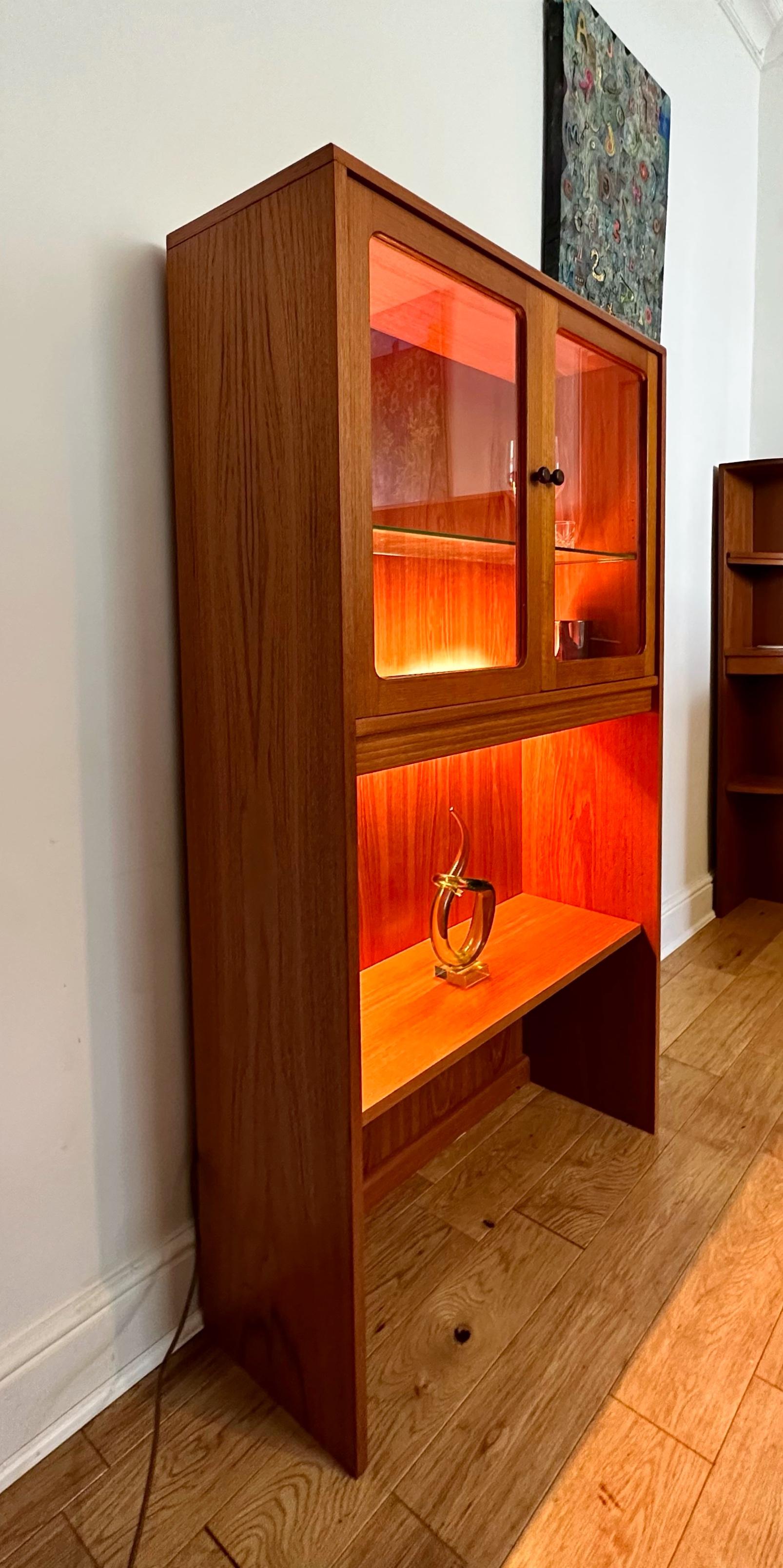 Mid-Century Modern Retro Mid Century 1960’s G Plan Teak Bookcase Display Storage Cabinet