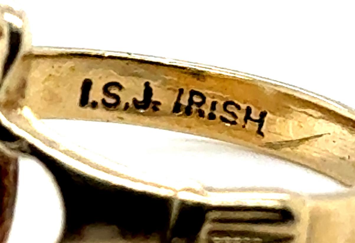 Retro Mid Century Irish Claddagh Ring Yellow Gold Wedding Anniversary In Excellent Condition In Dearborn, MI