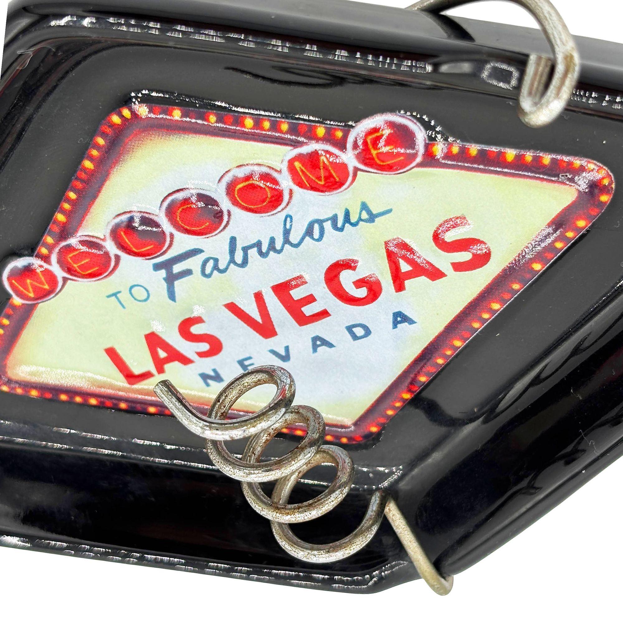 Fin du 20e siècle Cendrier rétro en céramique noire, style milieu du siècle, avec panneau Las Vegas et support en vente