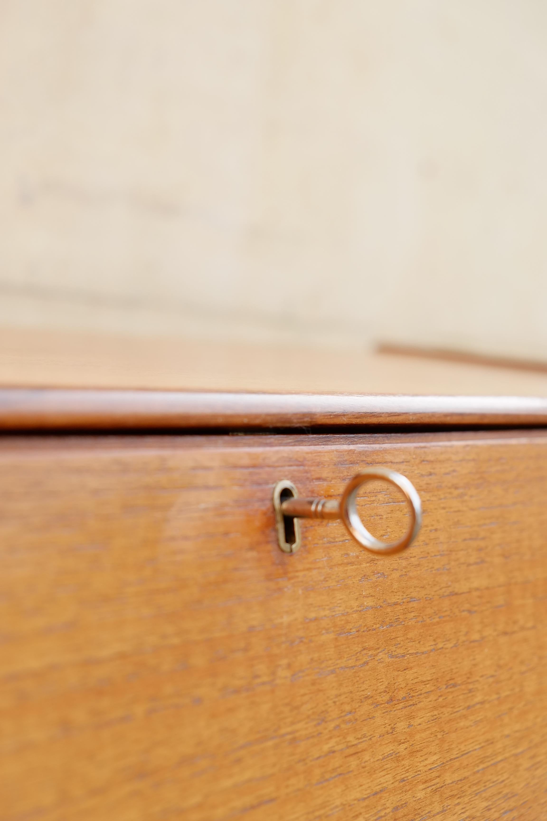 Retro Mid Century Teak Secretaire Bureau  For Sale 1