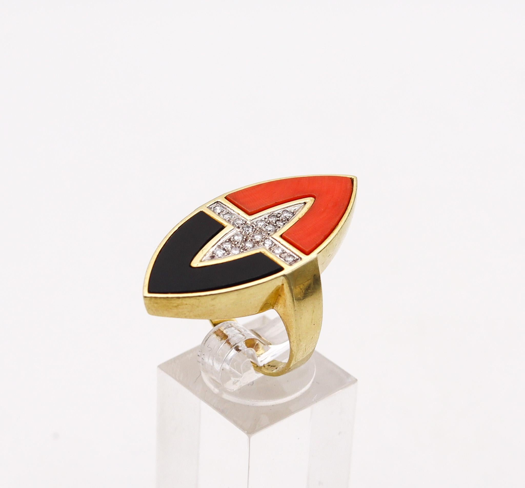 Modernist Retro Modern 1970 Sculptural Geometric Ring in 18kt Gold Diamonds Coral and Onyx For Sale