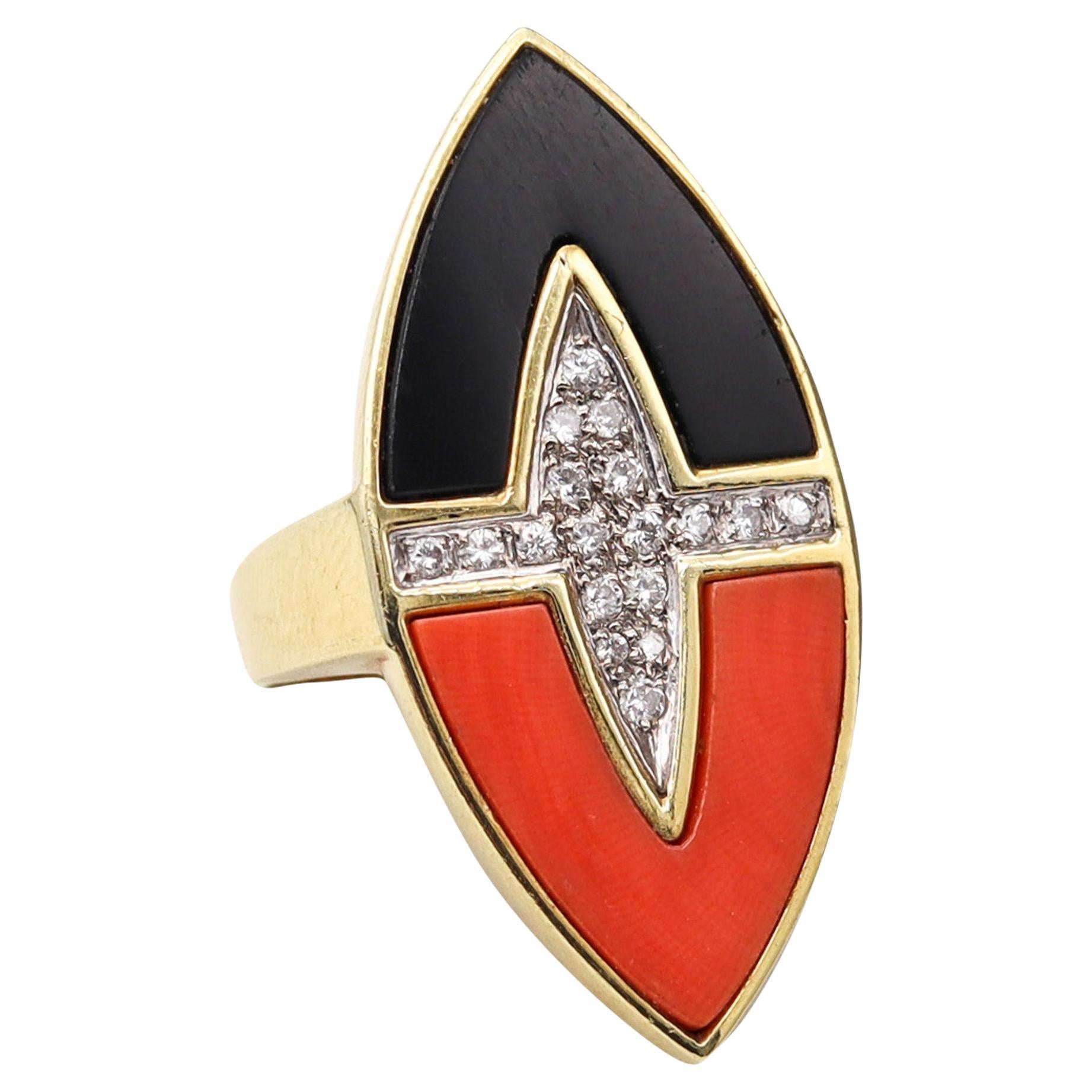 Retro Modern 1970 Sculptural Geometric Ring in 18kt Gold Diamonds Coral and Onyx For Sale