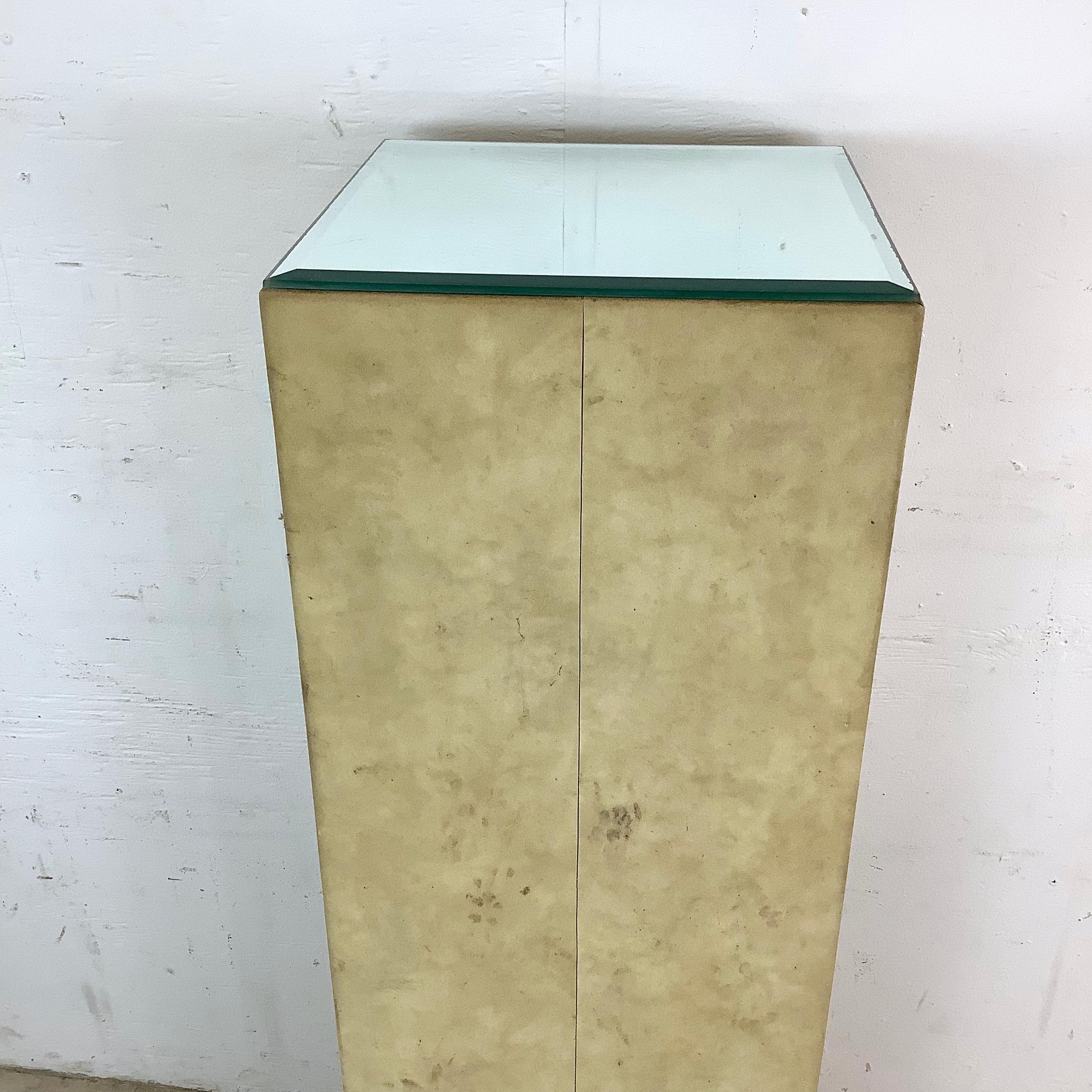 Retro Modern Mirrored Top Display Pedestal in vendita 1