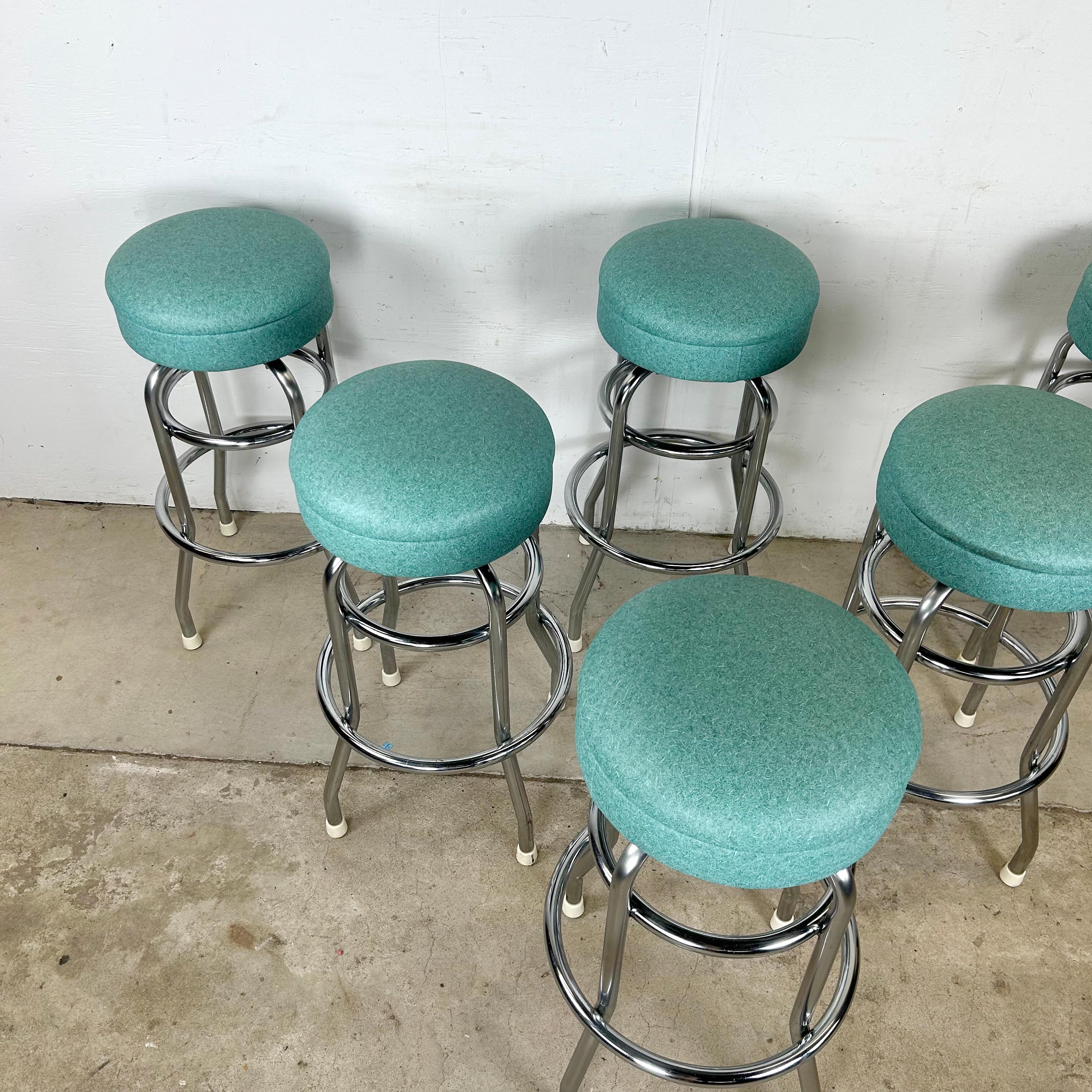 Retro Modern Swivel Bar Stools- Set of Six In Good Condition For Sale In Trenton, NJ