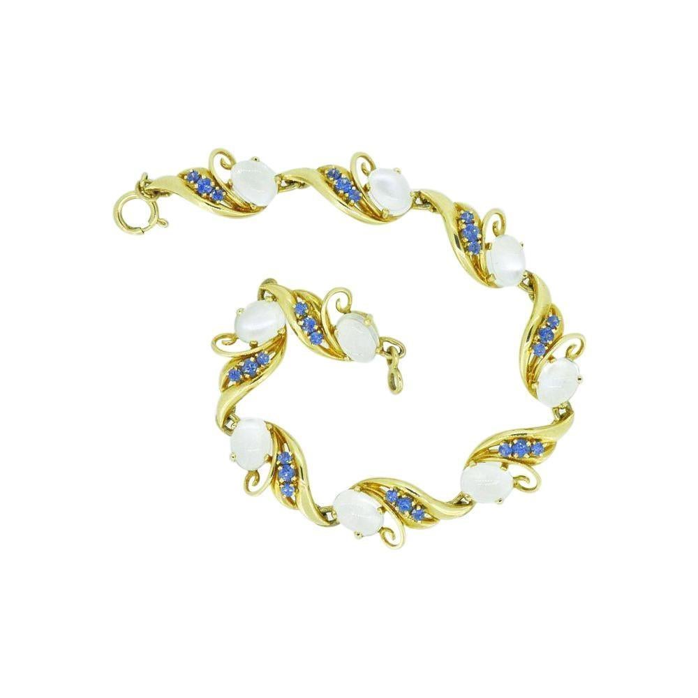 Women's or Men's Retro Moonstone Sapphire 14 Karat Yellow Gold Vintage Bracelet