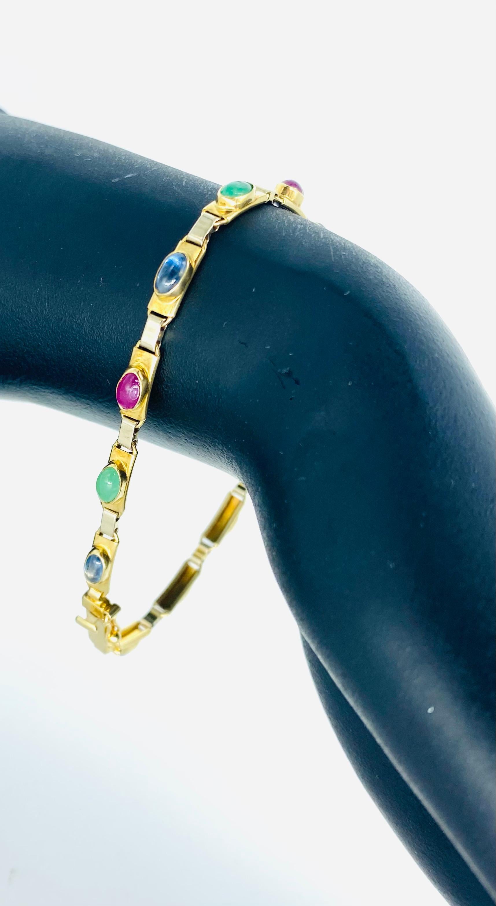 Retro Multi-Color Oval Cabochon Emerald, Ruby & Sapphire Tennis Bracelet Italy For Sale 1