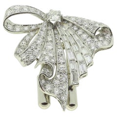 Broche Retro Multi Diamond Ribbon