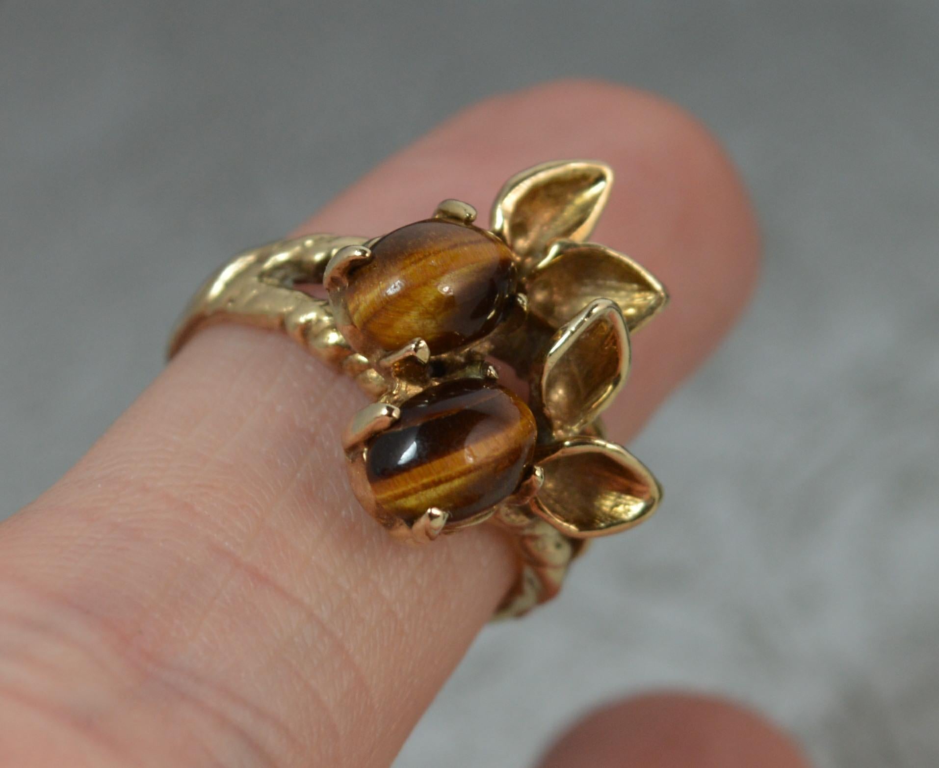Retro Naturalistic 9 Carat Gold and Tigers Eye Statement Ring In Excellent Condition In St Helens, GB