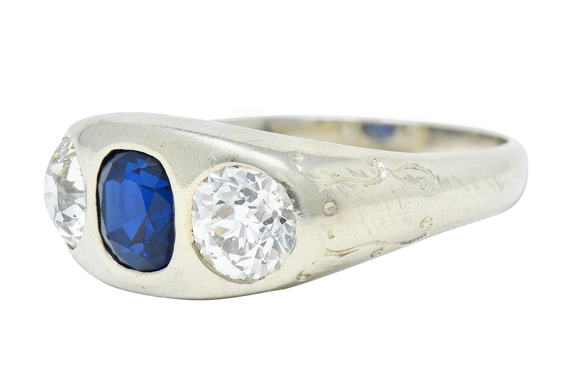 Retro No Heat Sapphire Diamond 18 Karat White Gold Gypsy Unisex Ring GIA 1