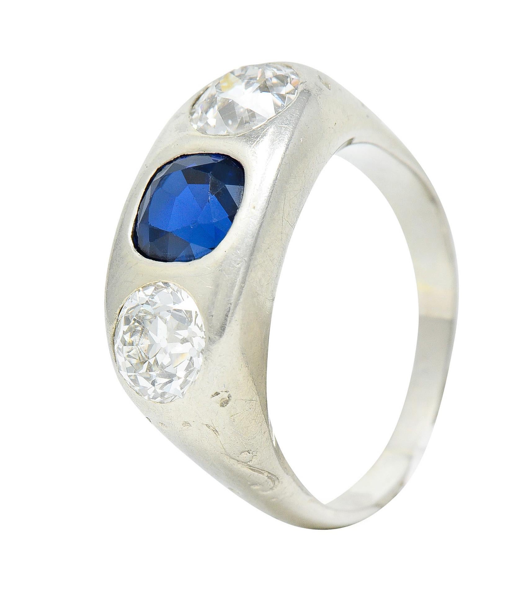 Retro No Heat Sapphire Diamond 18 Karat White Gold Gypsy Unisex Ring GIA 4
