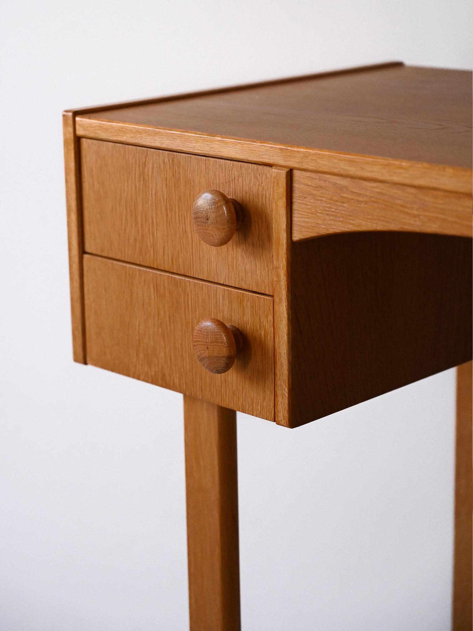 Retro oak dressing table 3