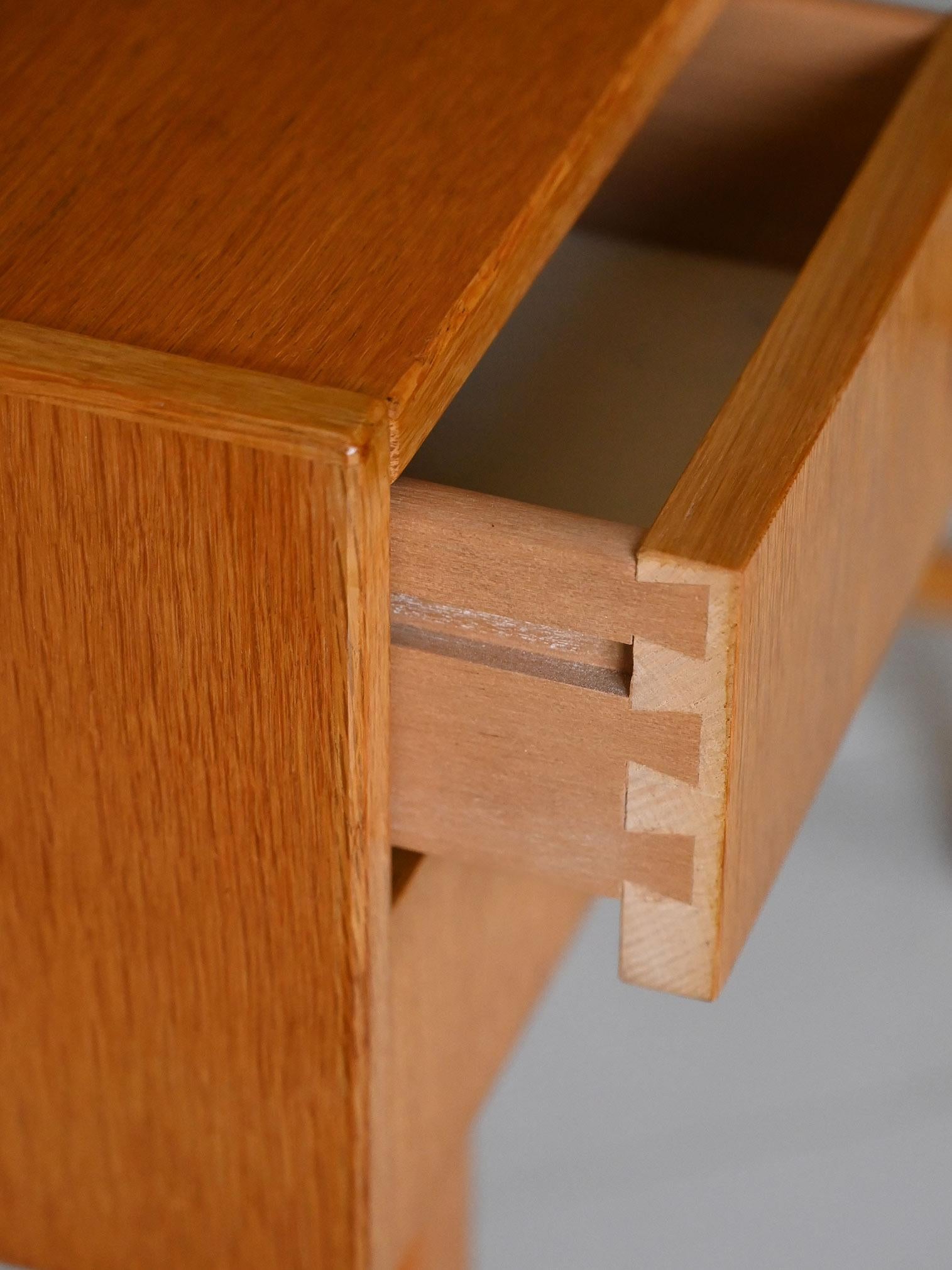 Retro oak dressing table 1