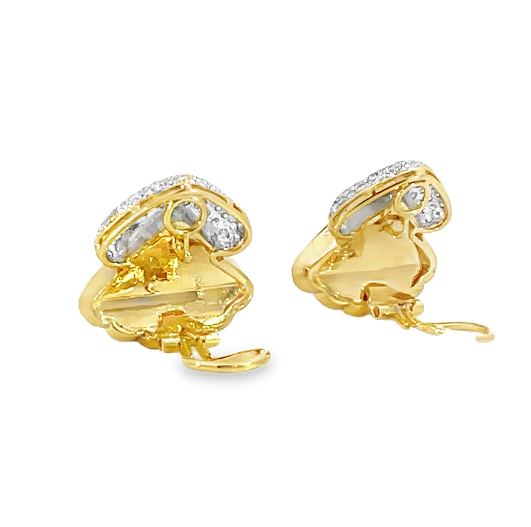 Retro Onyx Diamond Clip-On Lever-Back Seashell Earrings en vente 1