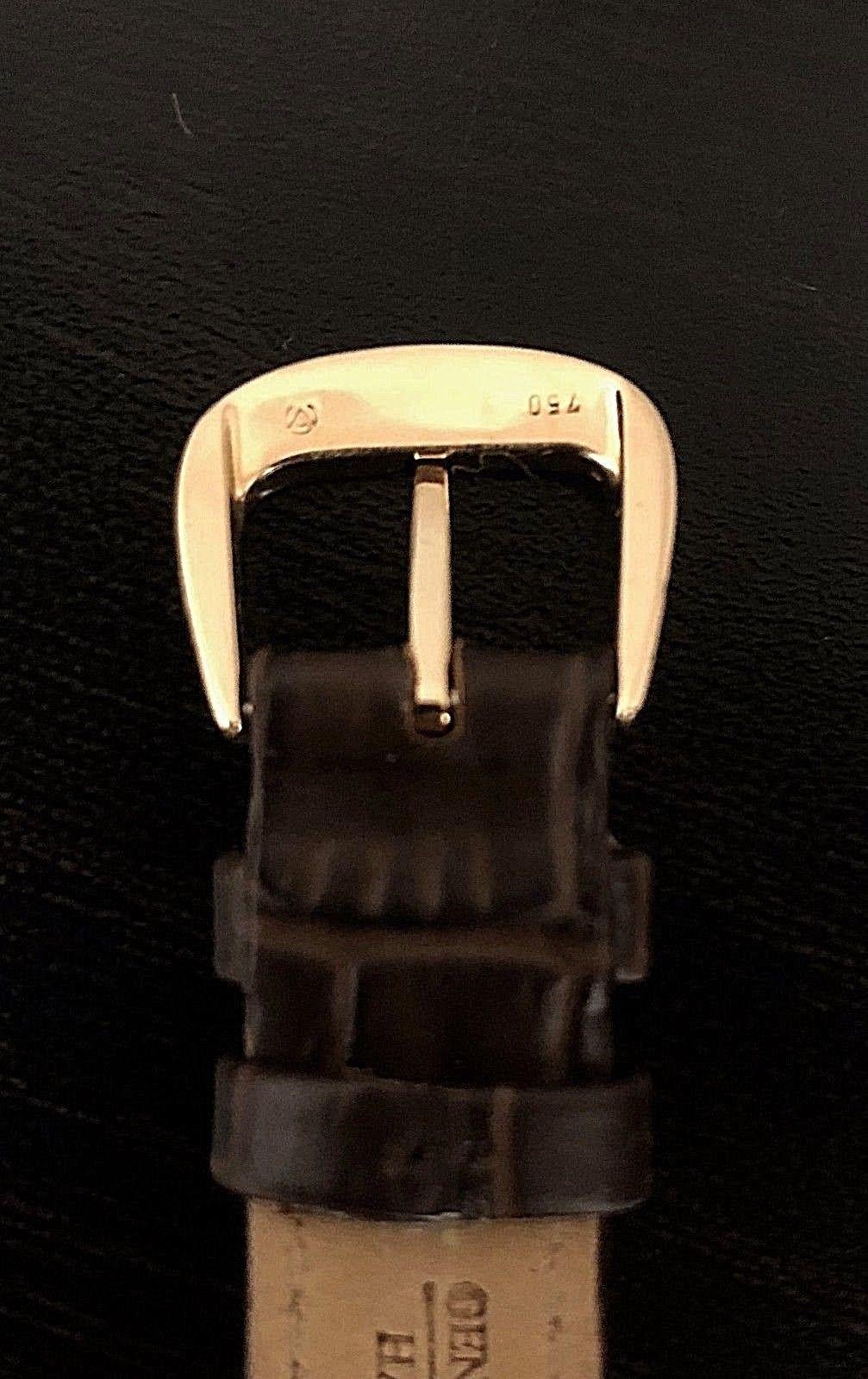 Retro Sub-Dial Patek Philippe & Co Hand-Winding 18 Karat Gold Vintage Watch For Sale 1