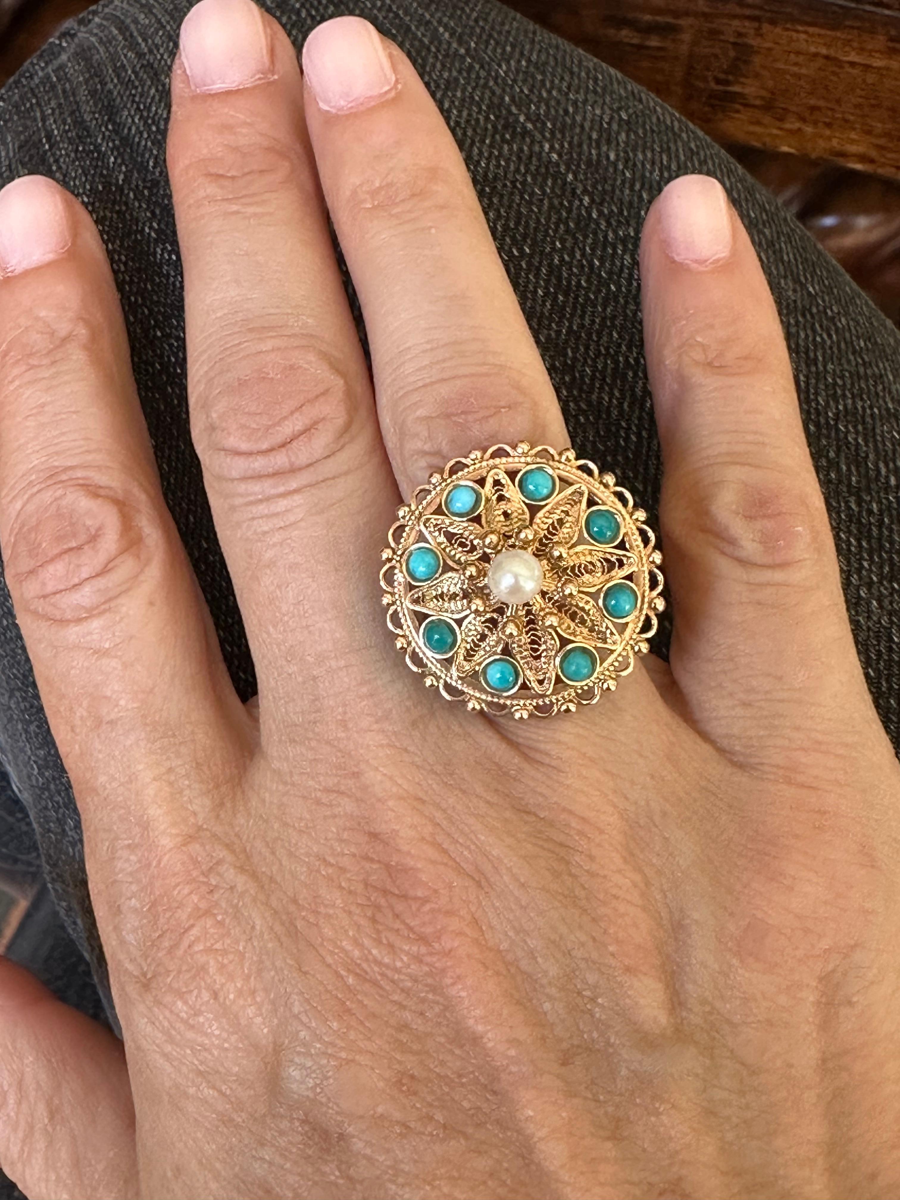 Bague cocktail rétro avec fleur en perles et turquoise persane naturelle en vente 2