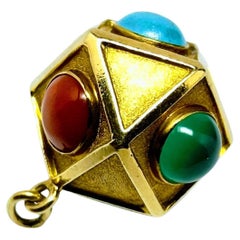 Vintage Retro Pendant 1940s Agate Coral Turquoise Yellow Gold 18 Karat