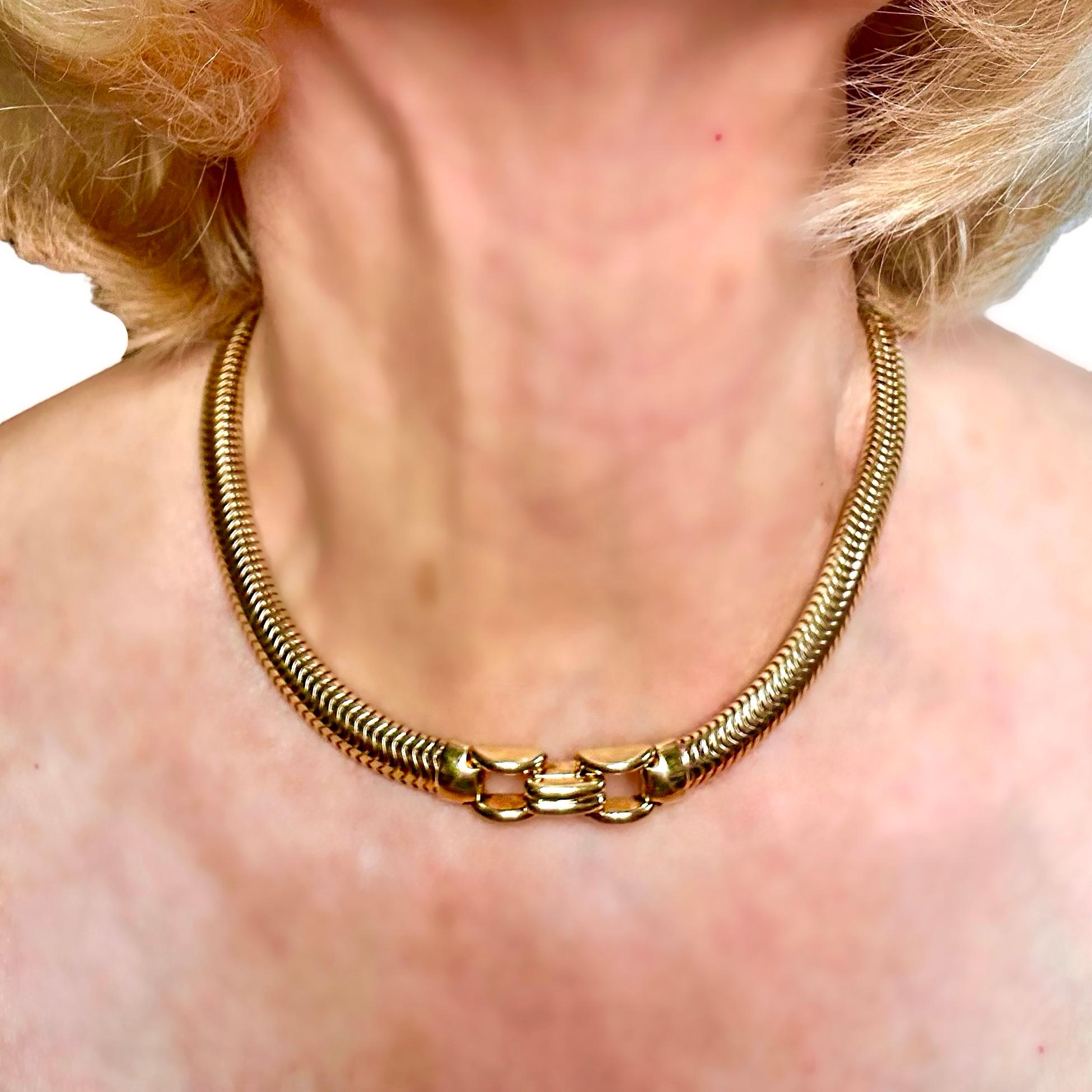 Retro Period Cartier Snake Link Choker Necklace in 14k Yellow Gold For Sale 1